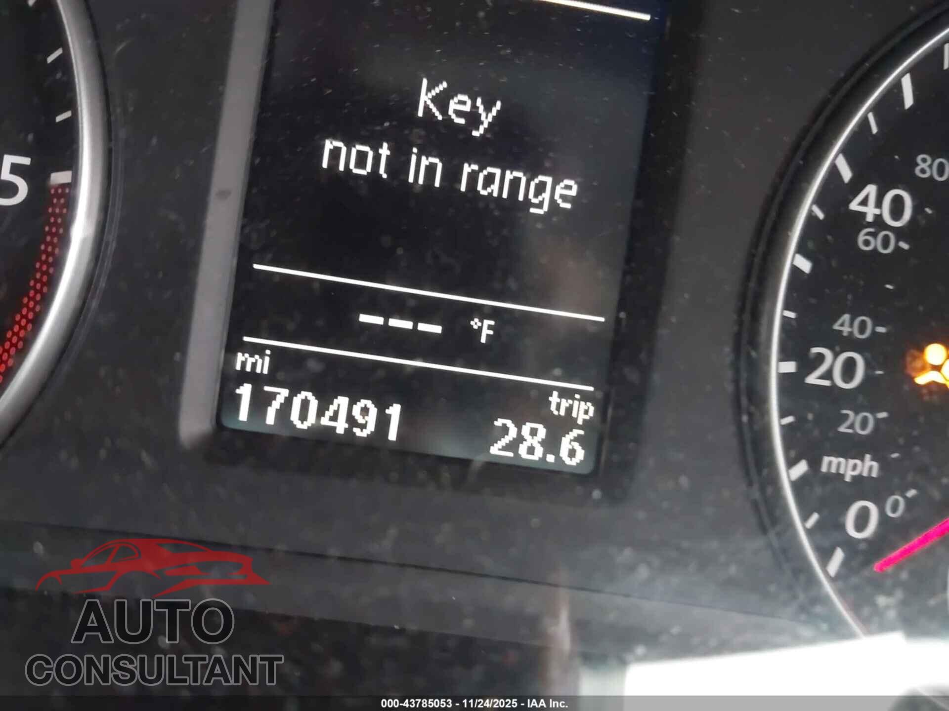 VOLKSWAGEN PASSAT 2015 - 1VWBV7A35FC088558