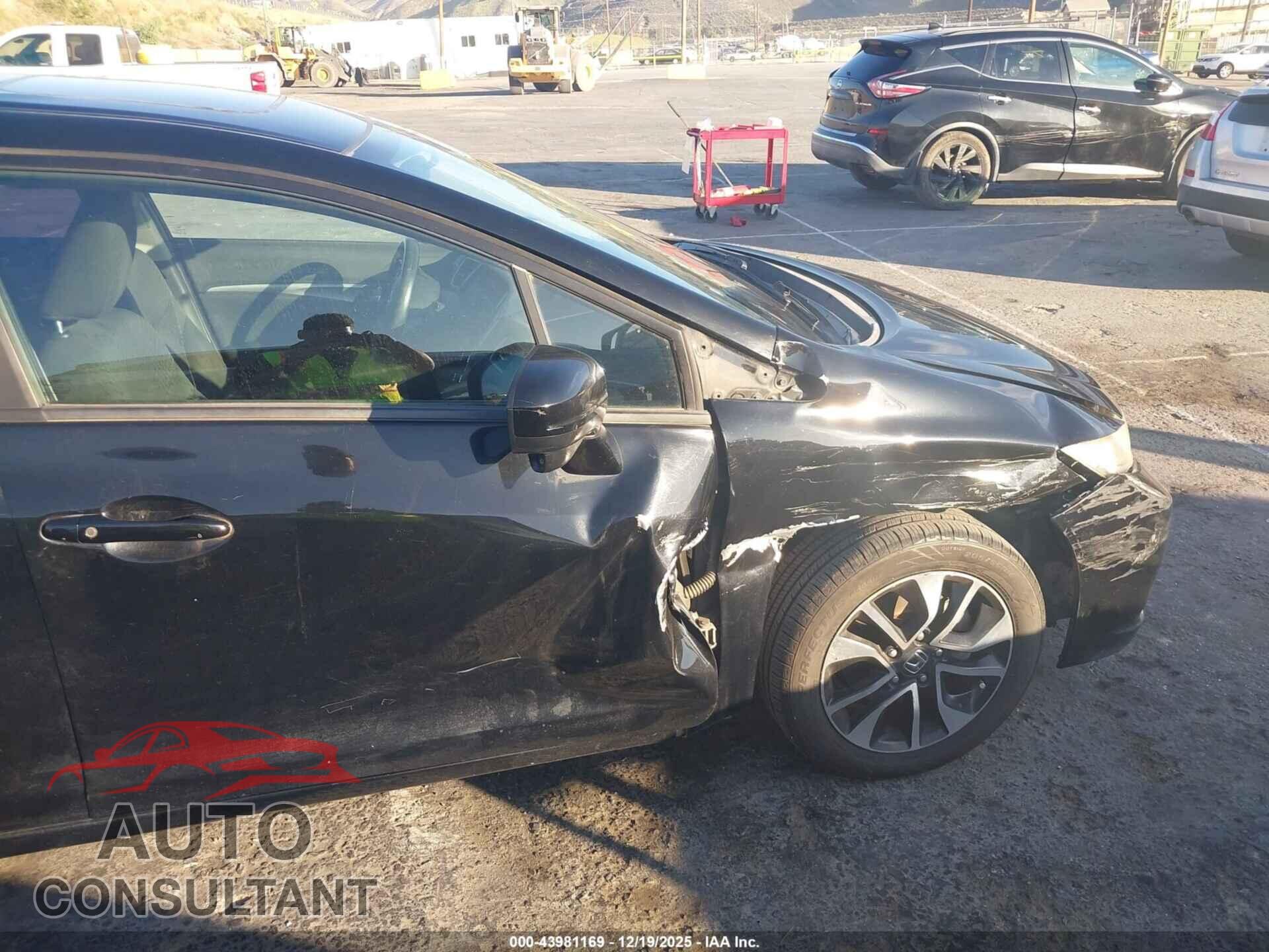 HONDA CIVIC 2014 - 19XFB2F80EE257669
