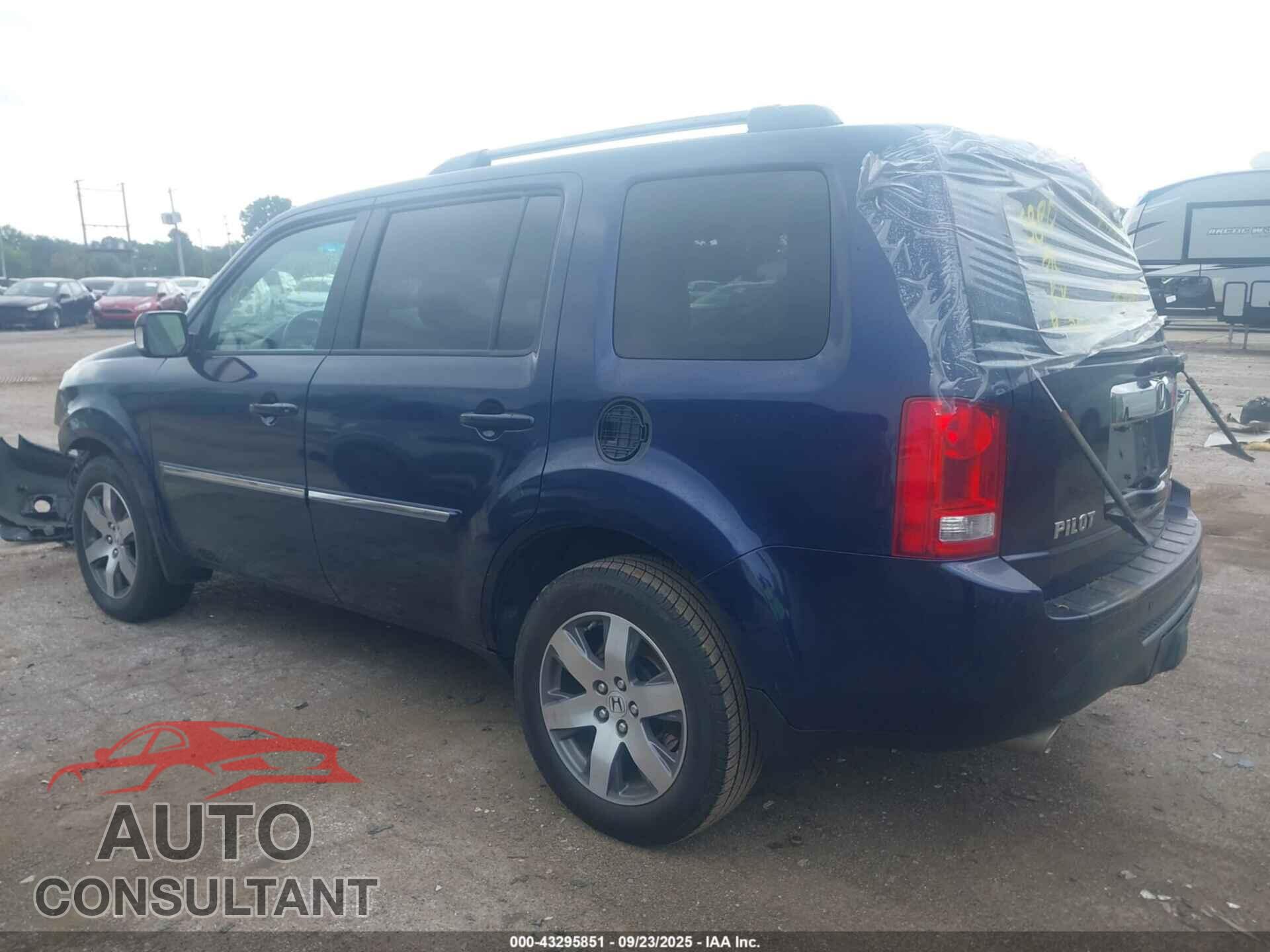 HONDA PILOT 2013 - 5FNYF4H92DB063068