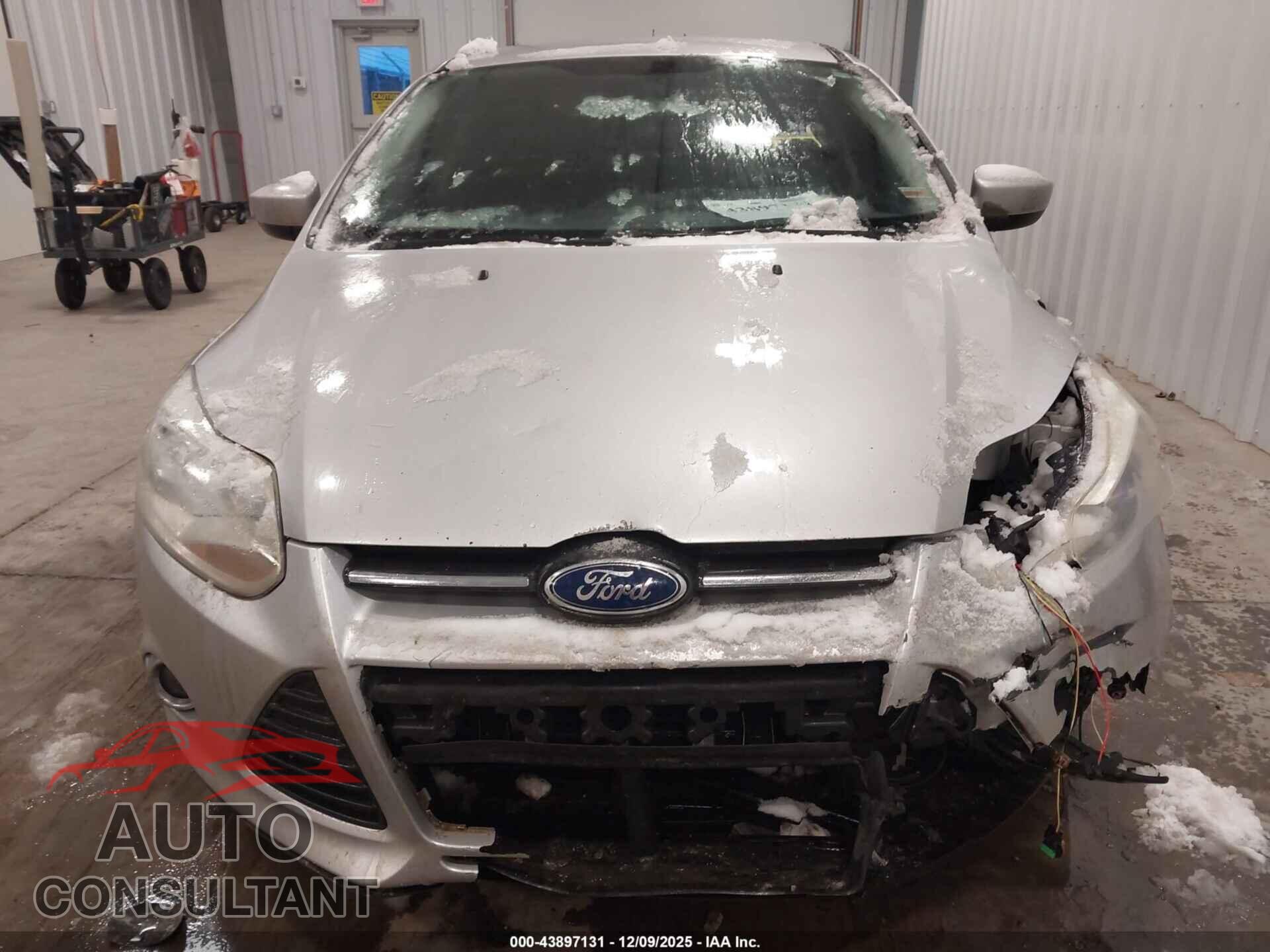 FORD FOCUS 2012 - 1FAHP3F28CL141545
