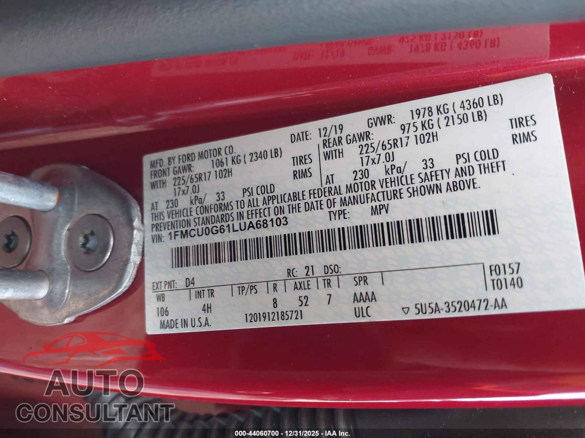FORD ESCAPE 2020 - 1FMCU0G61LUA68103