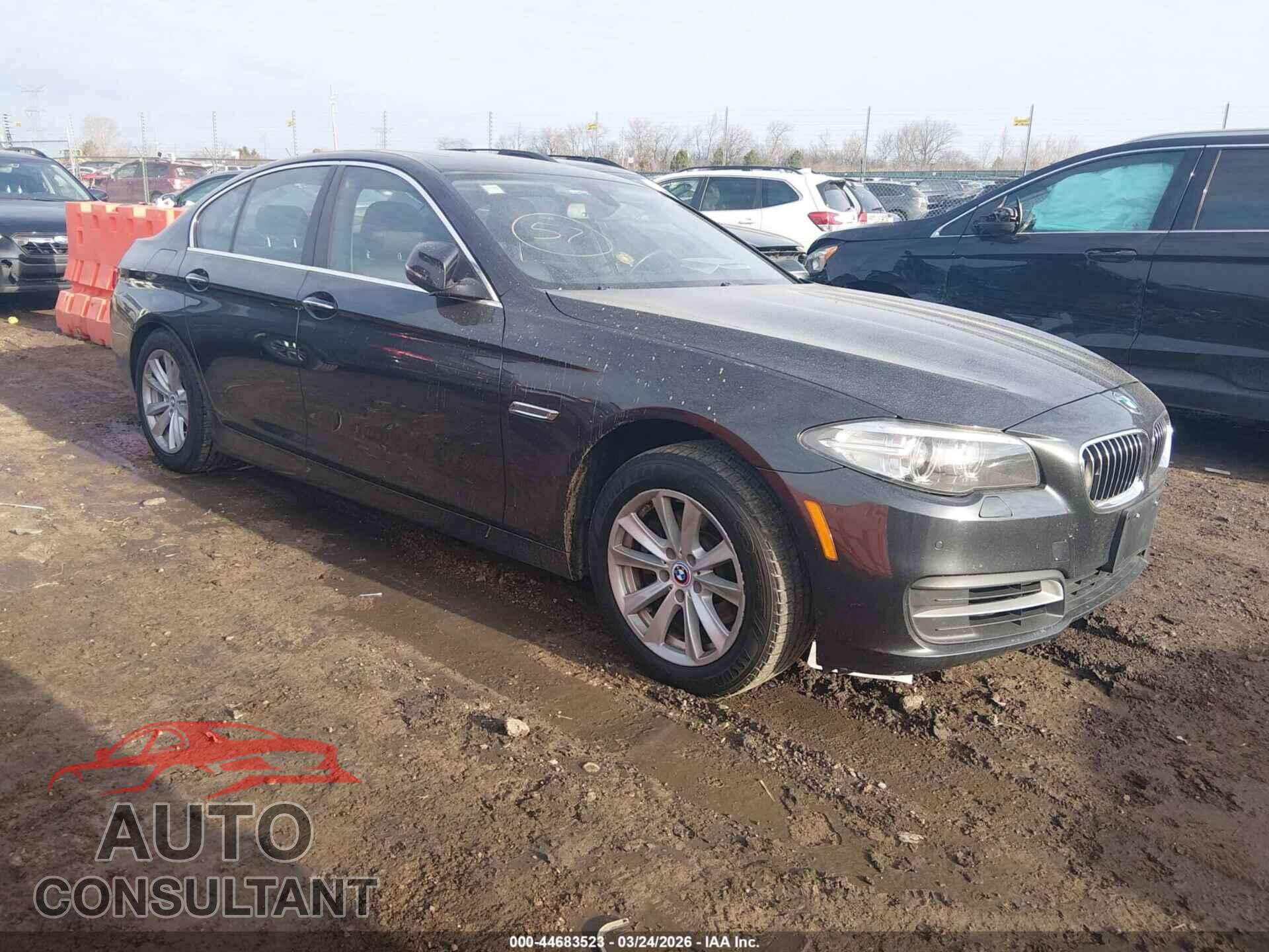 BMW 528I 2014 - WBA5A7C54ED612962