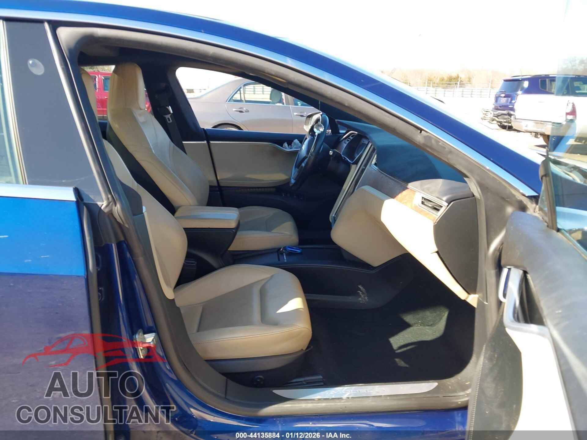 TESLA MODEL S 2016 - 5YJSA1E20GF170439