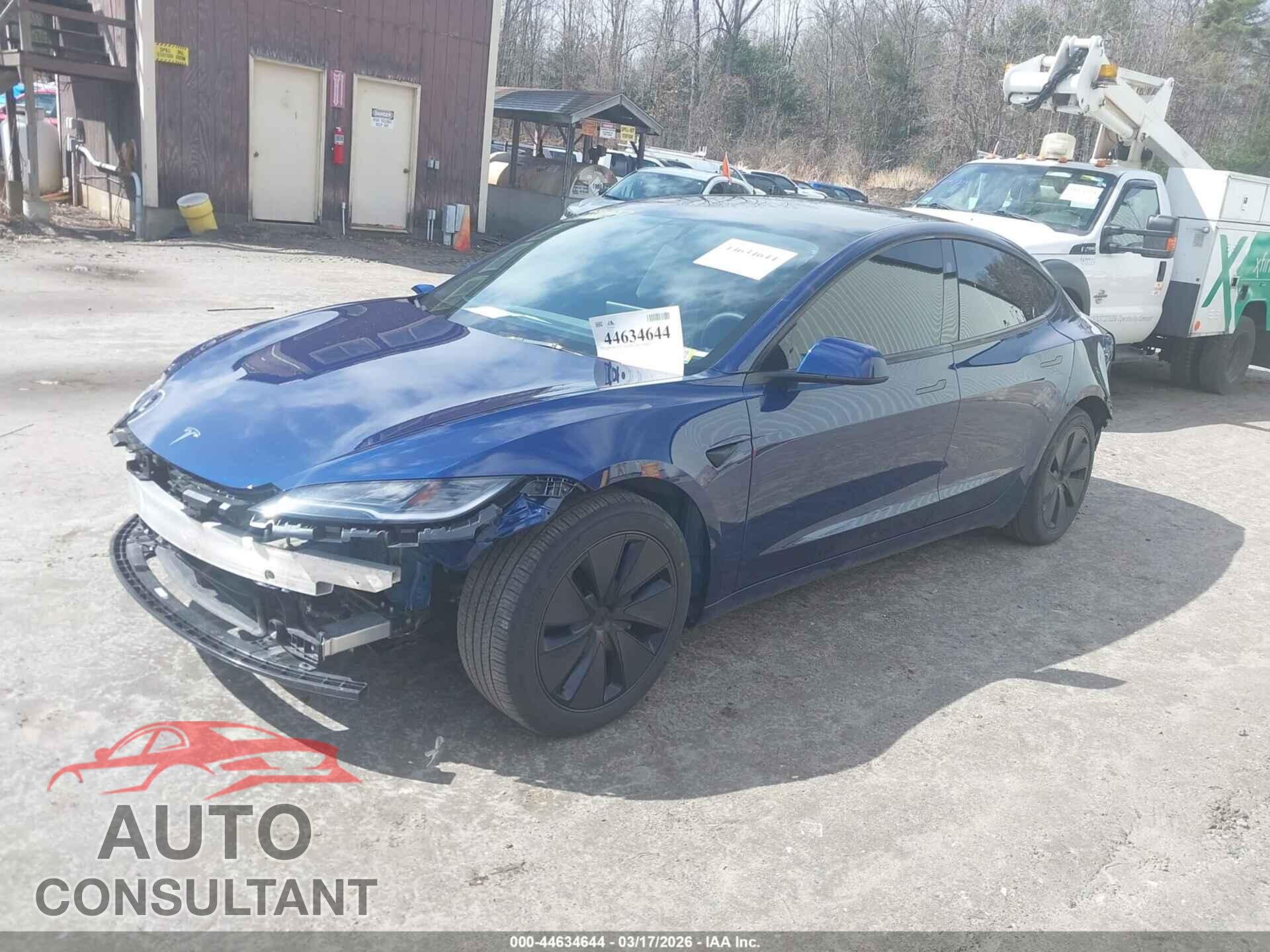 TESLA MODEL 3 2024 - 5YJ3E1EA8RF767728