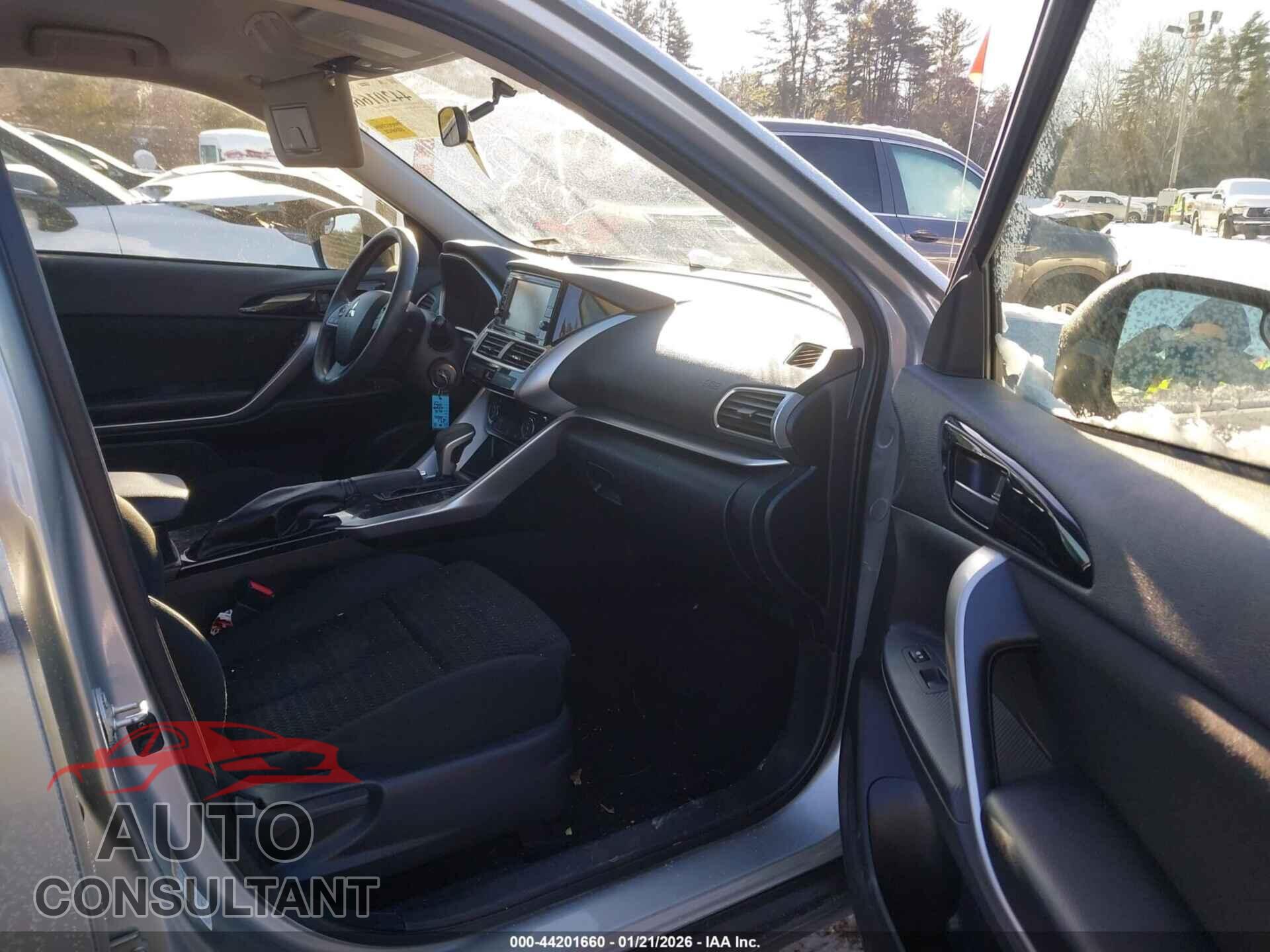 MITSUBISHI ECLIPSE CROSS 2020 - JA4AS3AAXLZ033301
