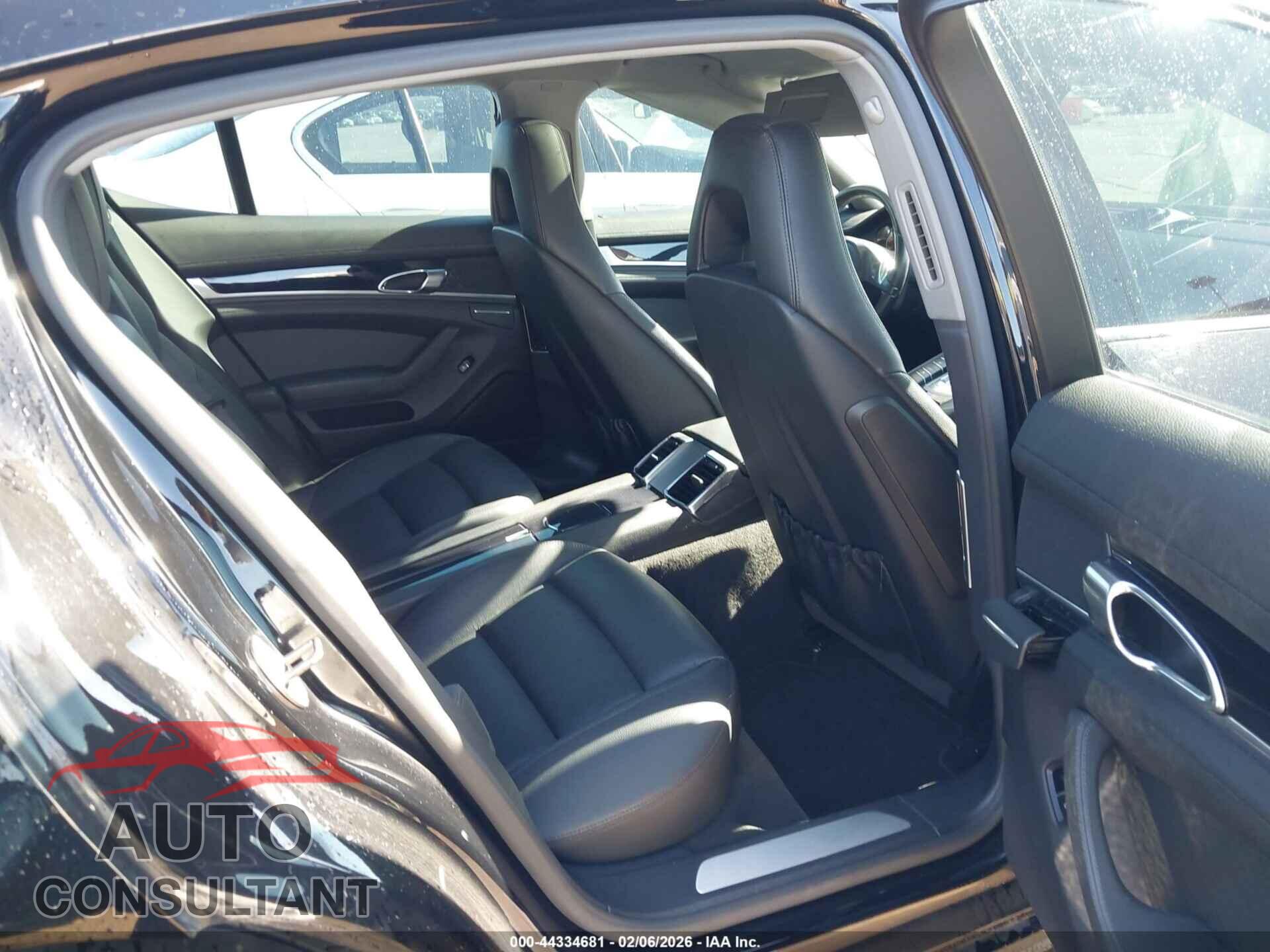 PORSCHE PANAMERA 2014 - WP0AA2A79EL009200