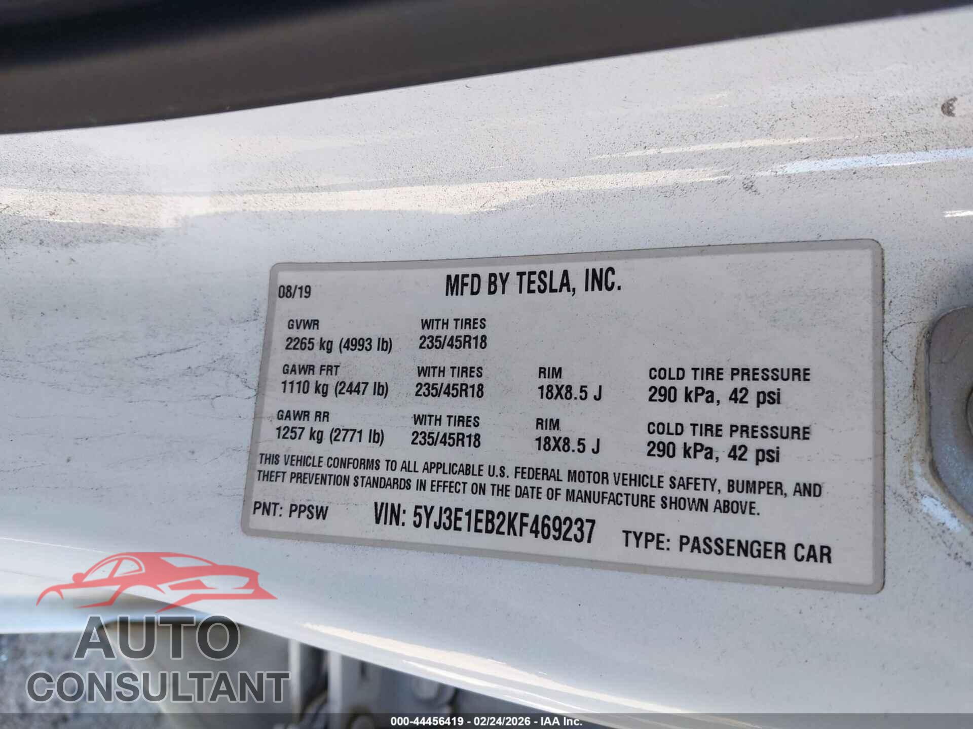 TESLA MODEL 3 2019 - 5YJ3E1EB2KF469237