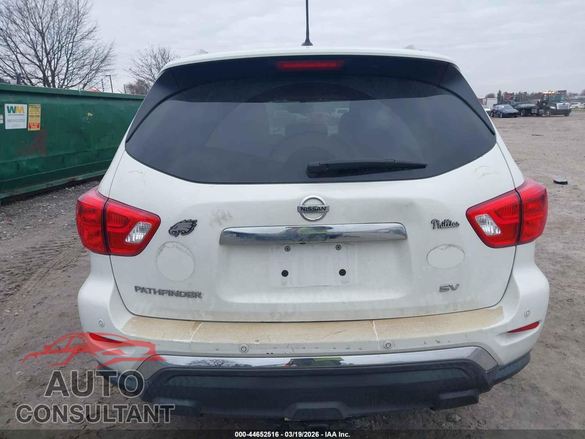 NISSAN PATHFINDER 2017 - 5N1DR2MN2HC653203