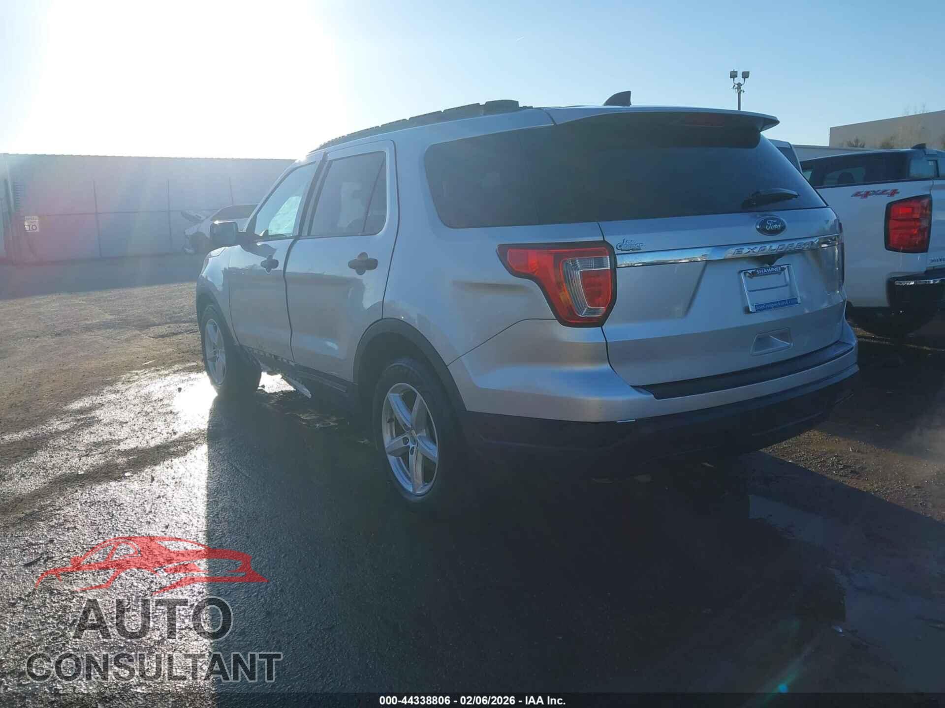 FORD EXPLORER 2018 - 1FM5K7B88JGB88525