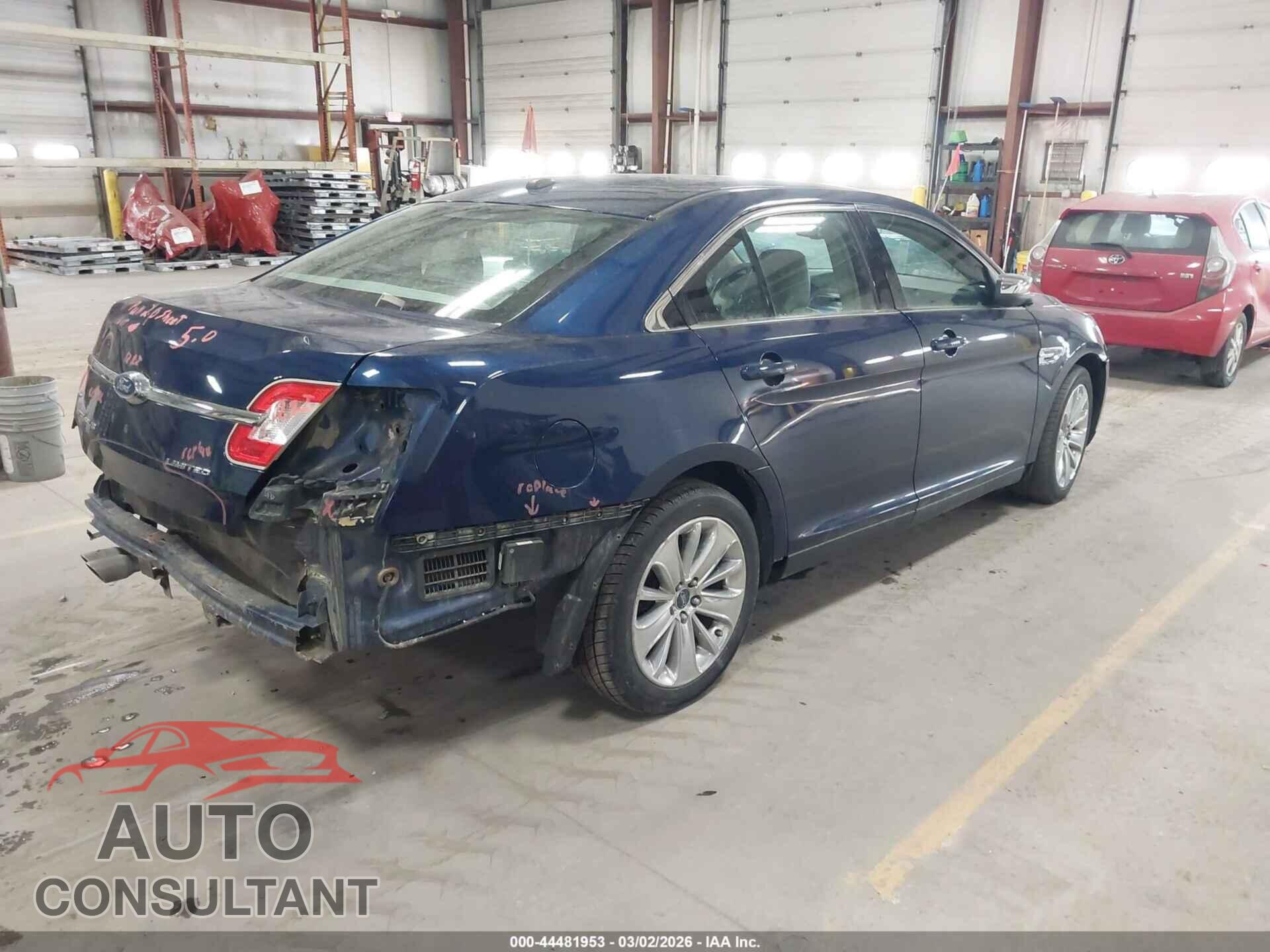FORD TAURUS 2012 - 1FAHP2FW4CG112212