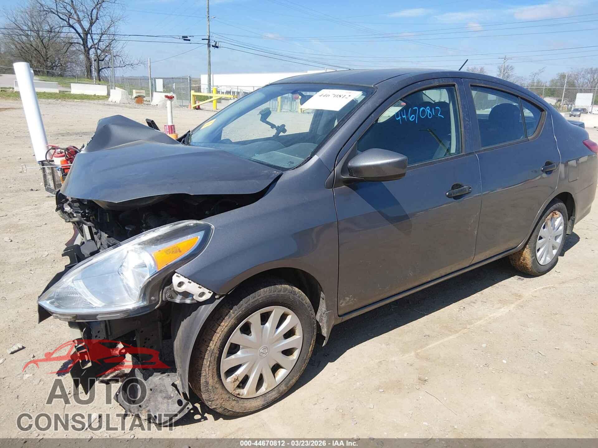 NISSAN VERSA 2017 - 3N1CN7AP3HL831853
