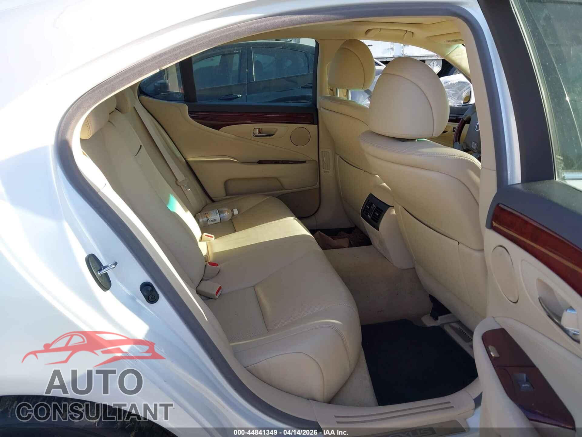 LEXUS LS 460 2012 - JTHCL5EF5C5013749