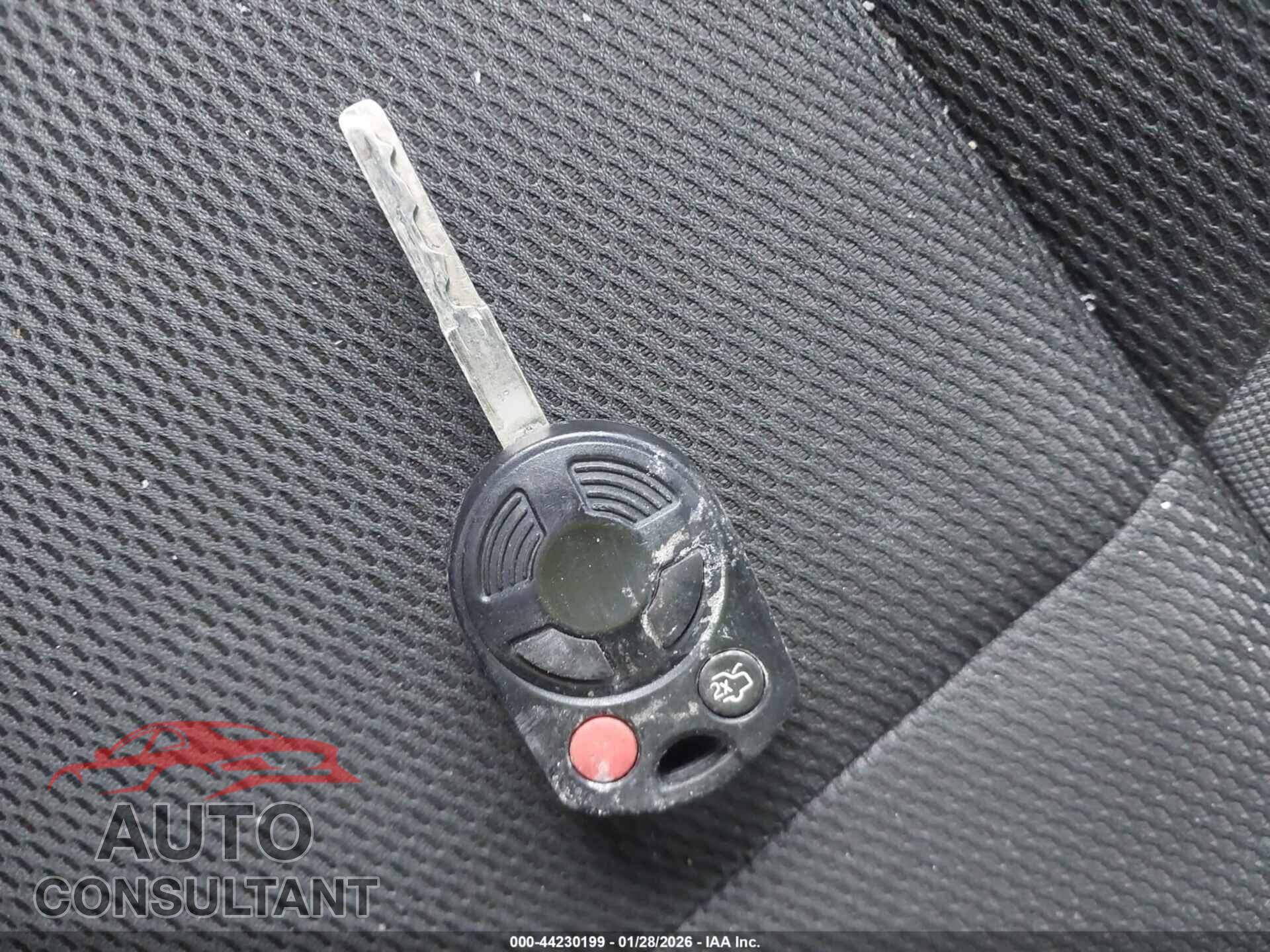 FORD FOCUS 2012 - 1FAHP3K2XCL270103