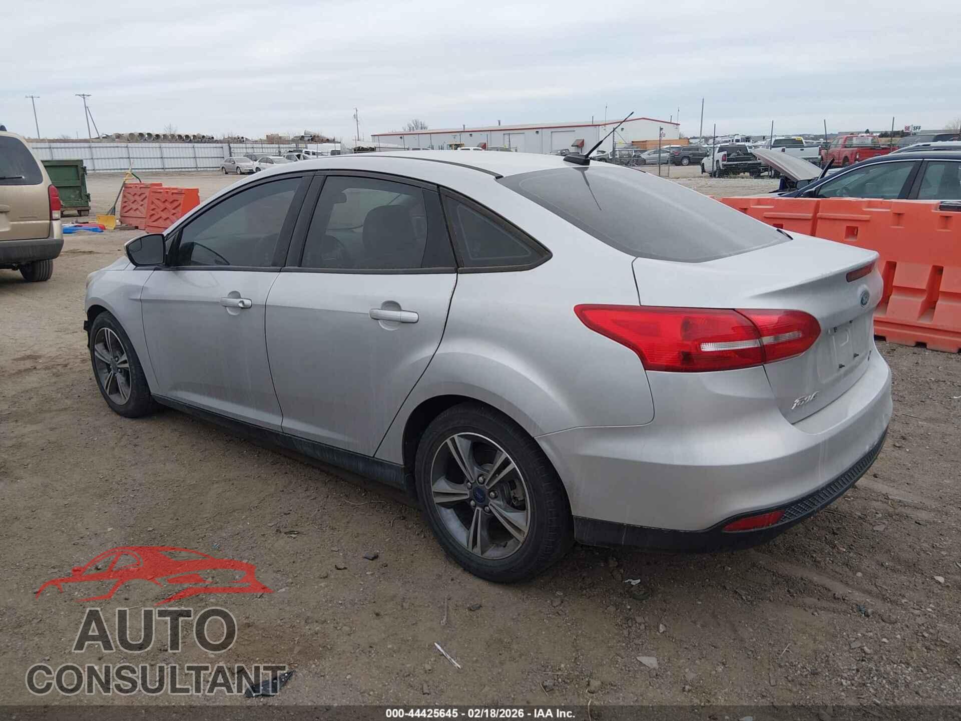 FORD FOCUS 2016 - 1FADP3FE1GL219260