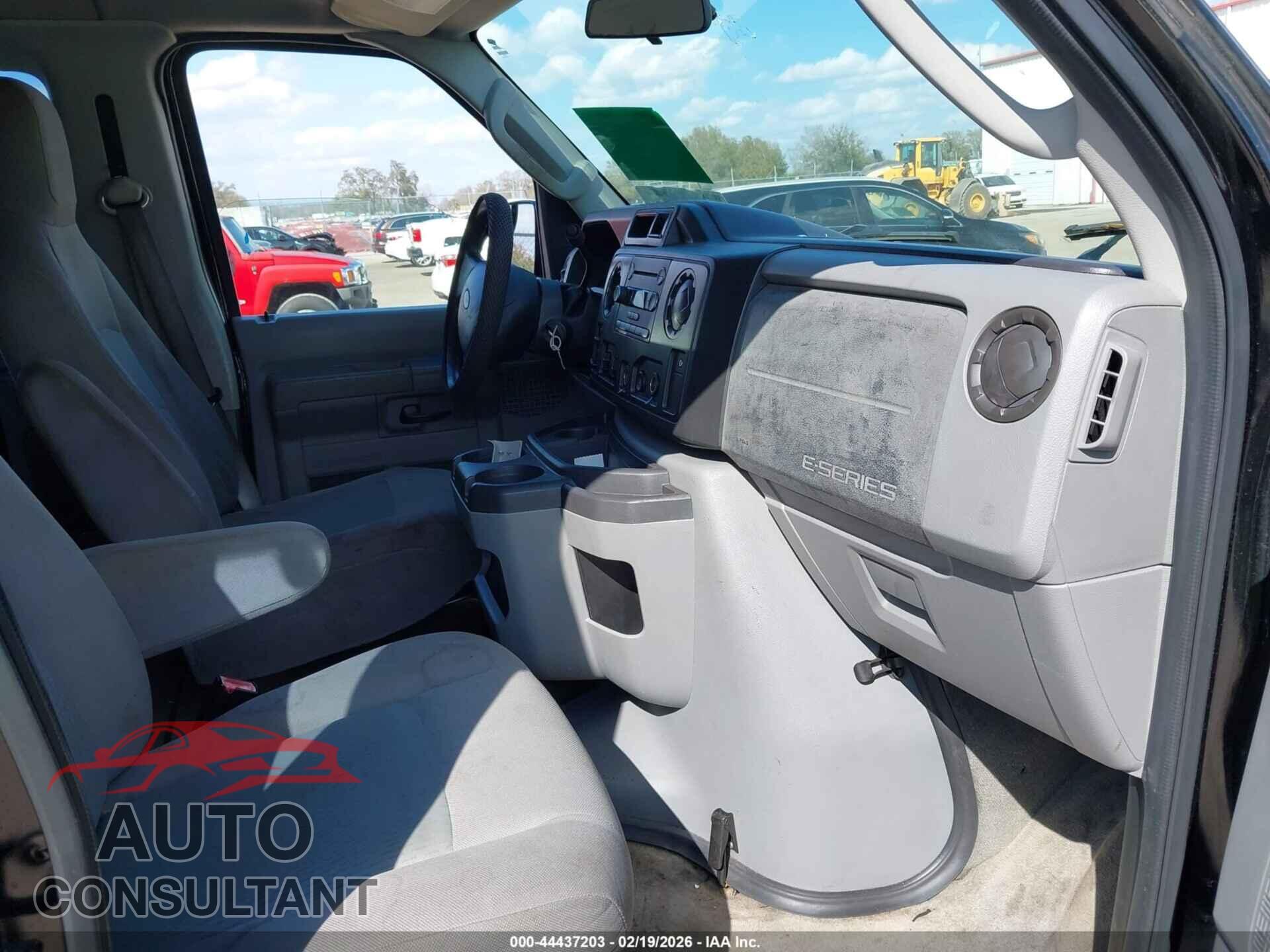 FORD E-350 SUPER DUTY 2013 - 1FBSS3BL7DDA27372