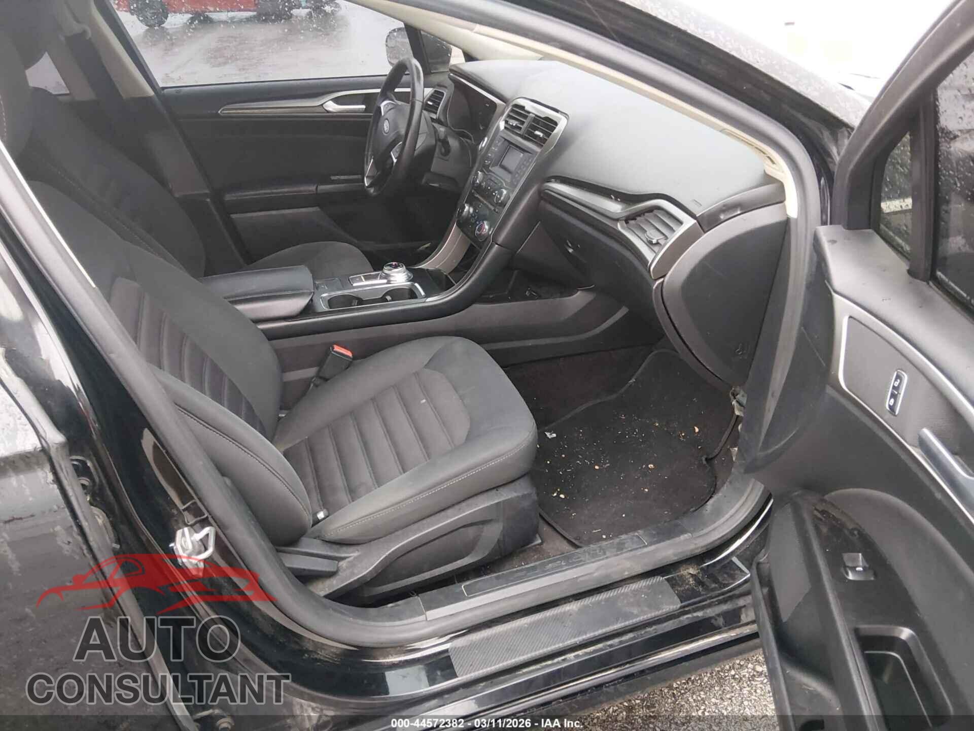 FORD FUSION 2017 - 3FA6P0G79HR201003