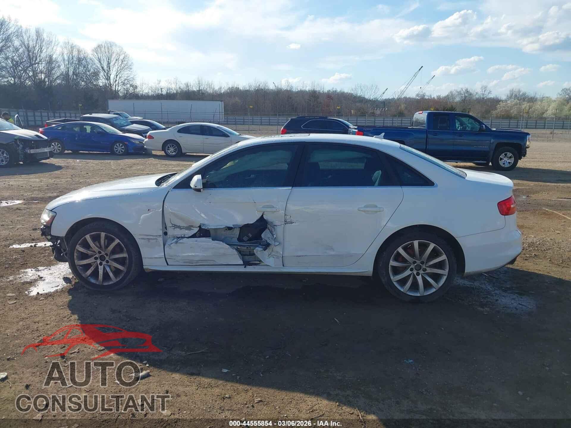 AUDI A4 2014 - WAUAFAFL8EA046832