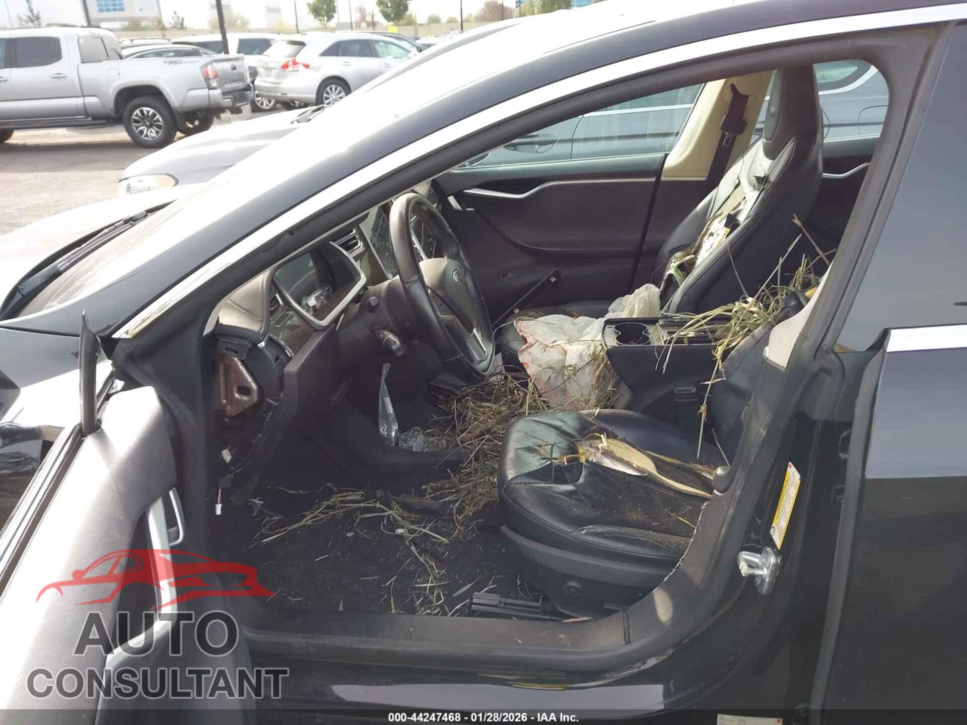 TESLA MODEL S 2013 - 5YJSA1CG1DFP09466