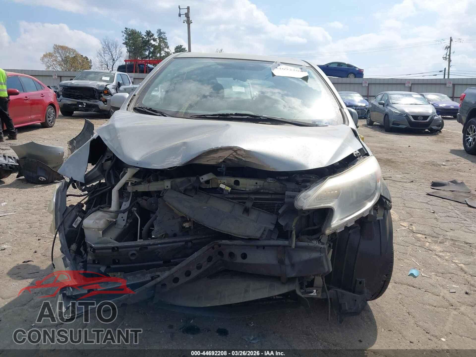 NISSAN VERSA NOTE 2014 - 3N1CE2CP5EL380100