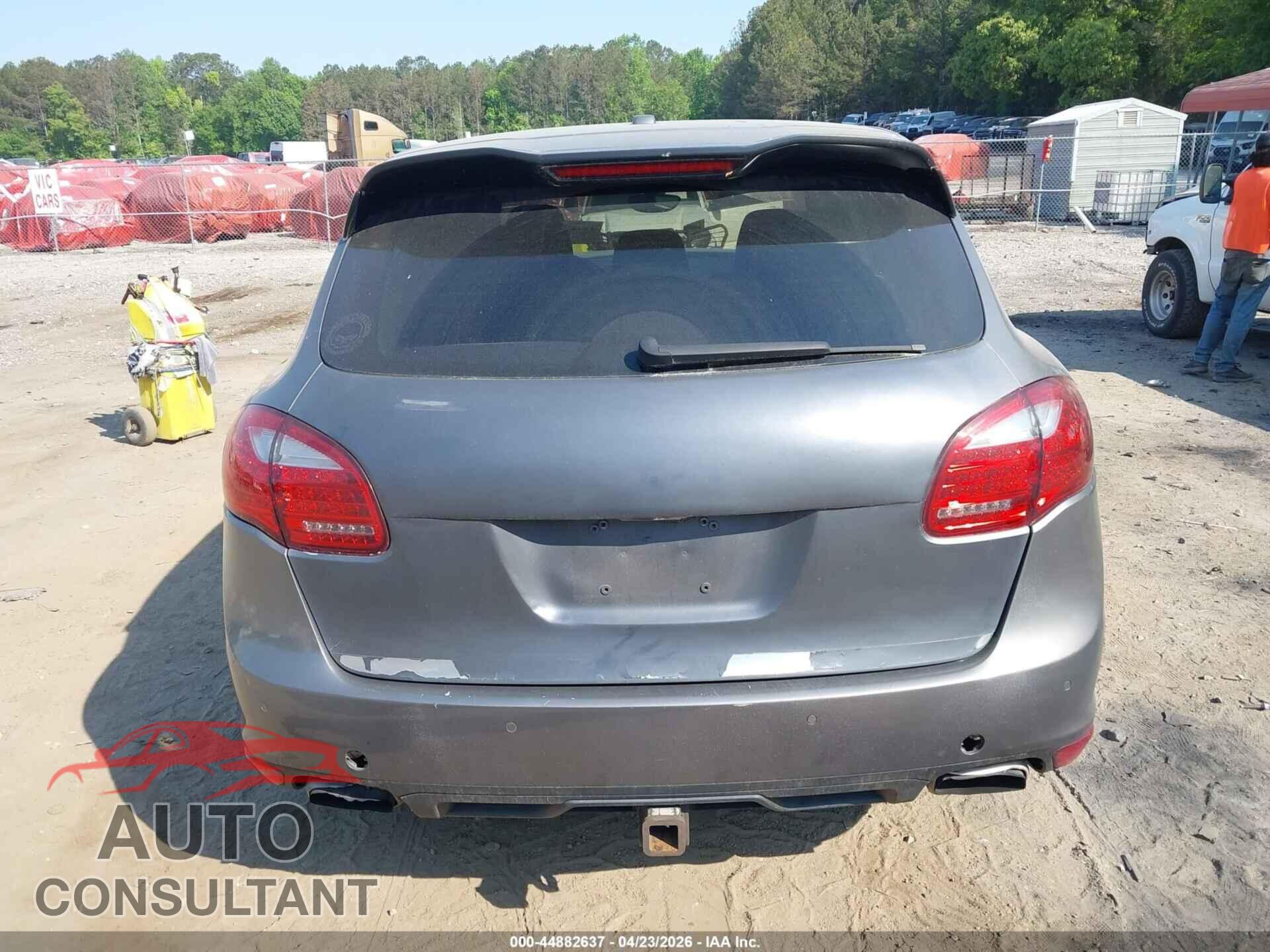 PORSCHE CAYENNE 2011 - WP1AA2A26BLA04910