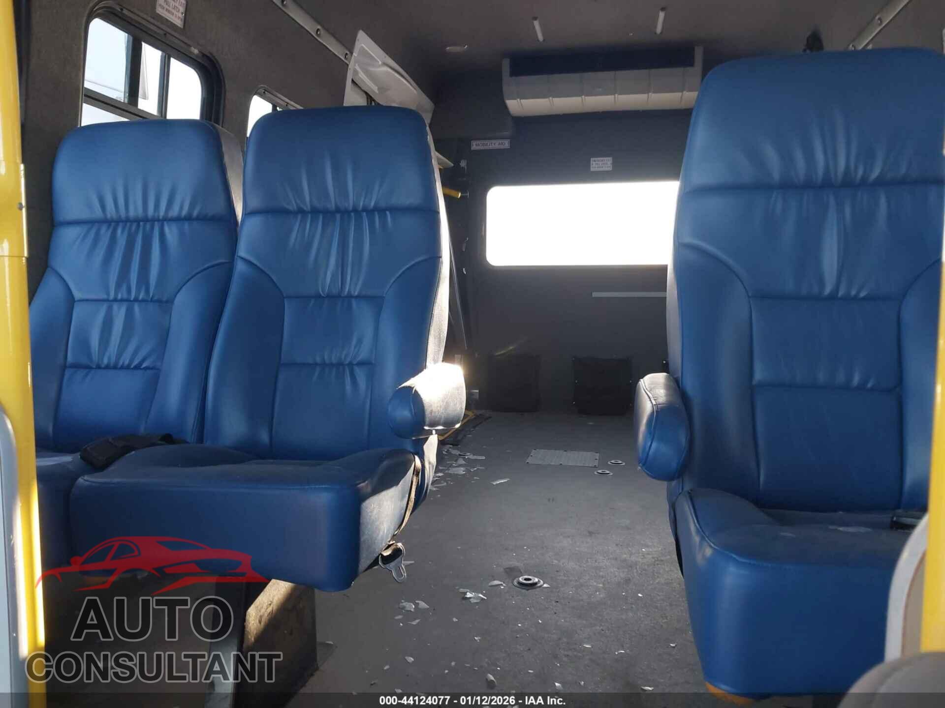 FORD E-450 CUTAWAY 2012 - 1FDFE4FS7CDA52598