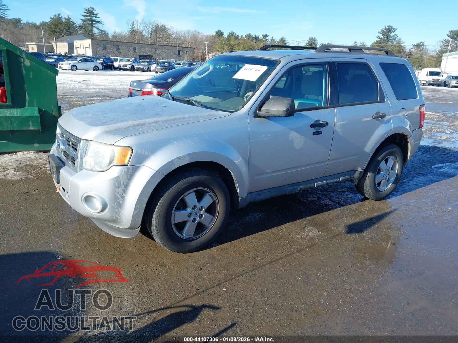 FORD ESCAPE 2010 - 1FMCU9D74AKB81361