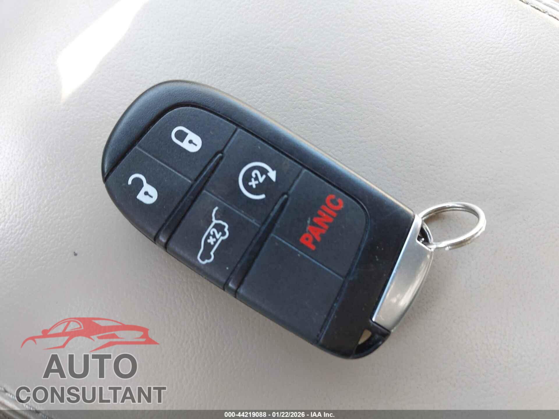 JEEP GRAND CHEROKEE 2017 - 1C4RJFCG5HC828829