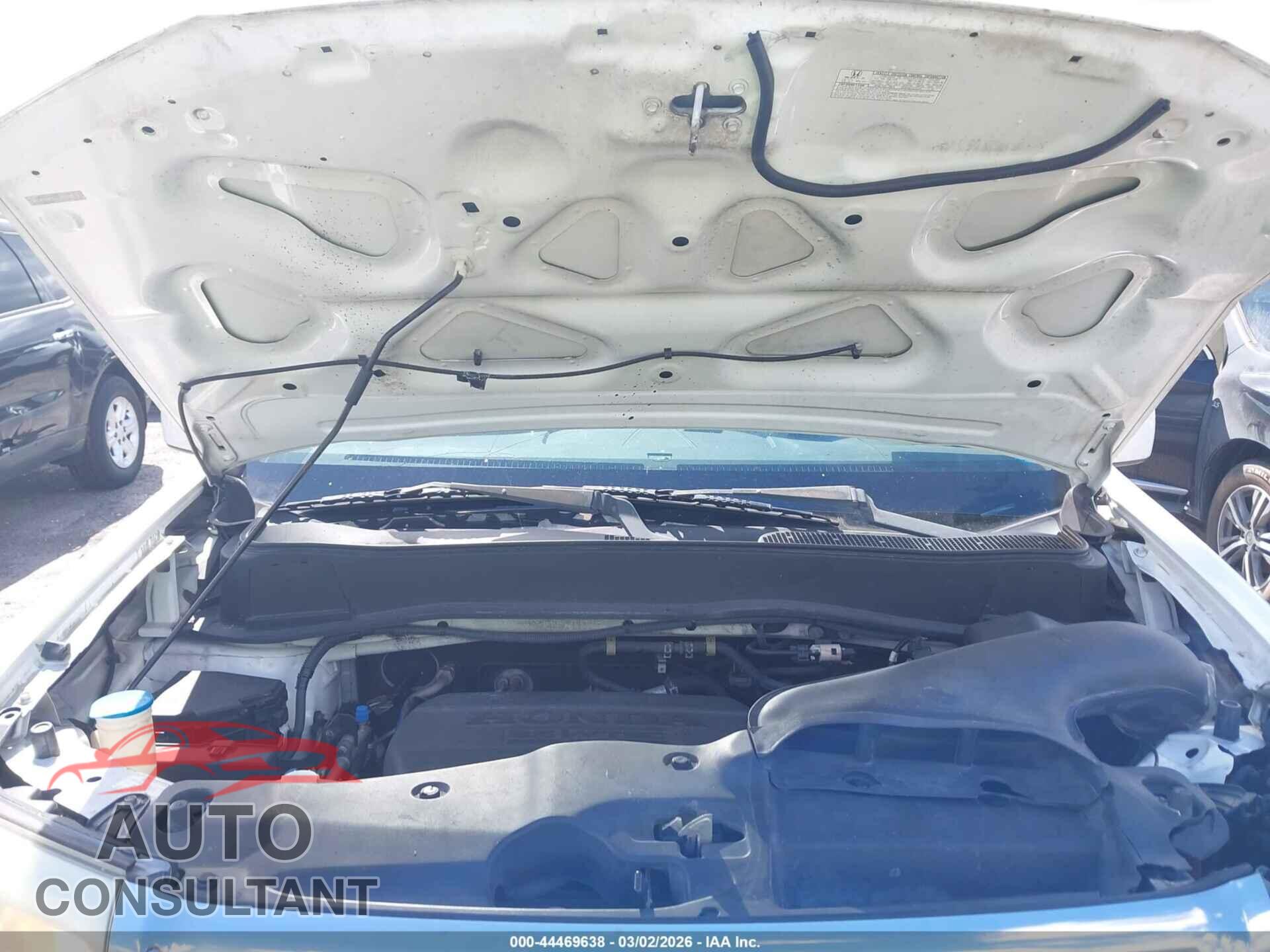 HONDA PILOT 2011 - 5FNYF3H22BB032946