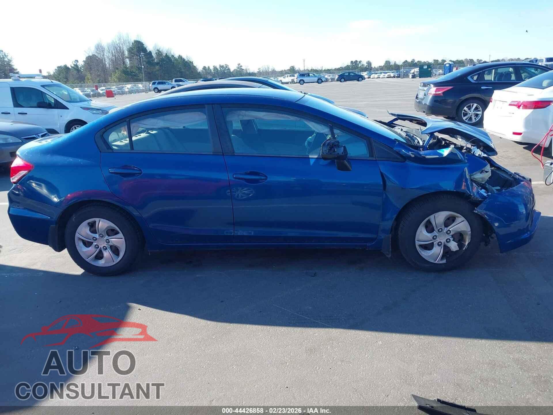 HONDA CIVIC 2013 - 2HGFB2F55DH583428