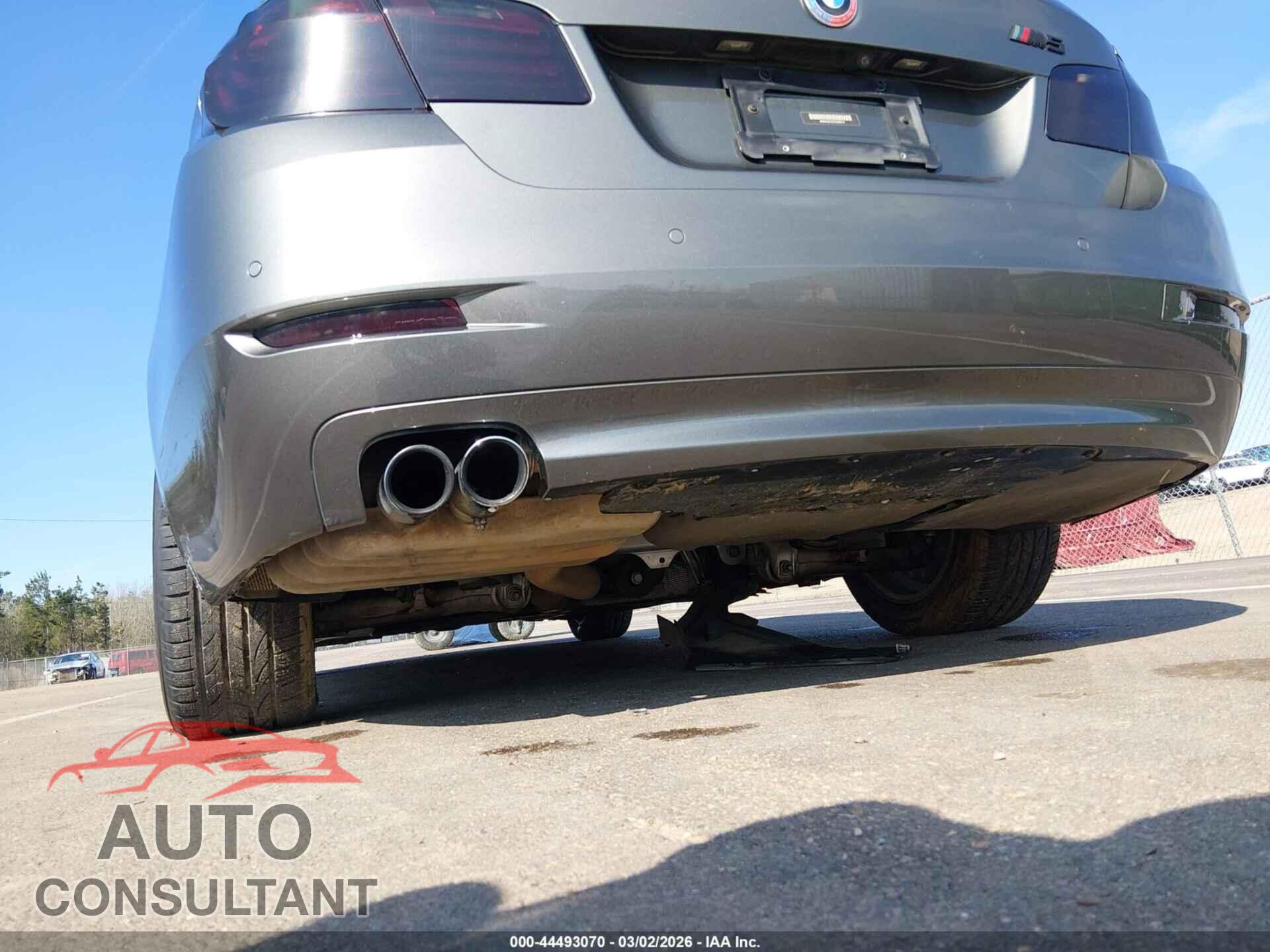 BMW 528I 2015 - WBA5A5C52FD520013