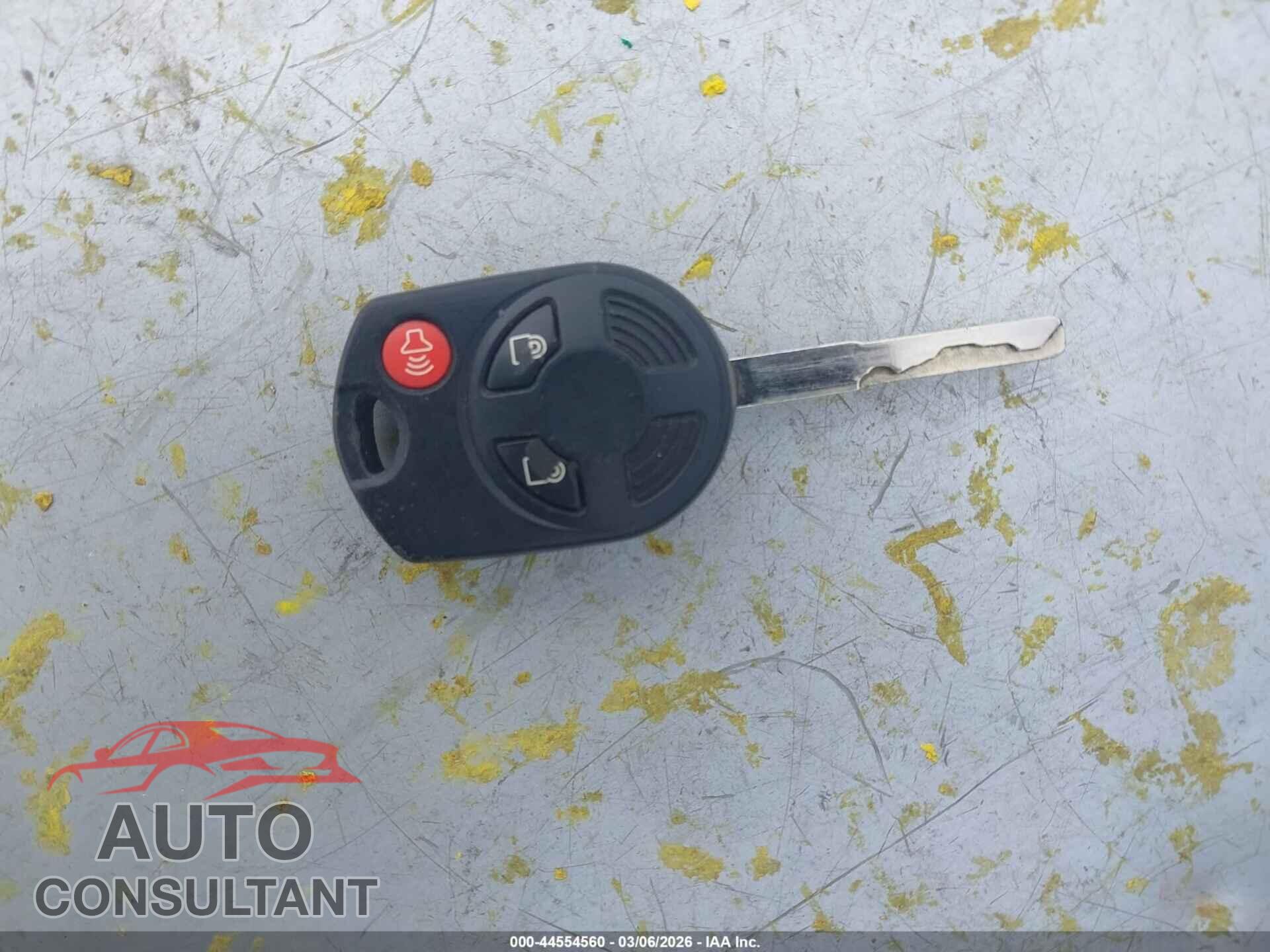 FORD ESCAPE 2016 - 1FMCU0F70GUB55961