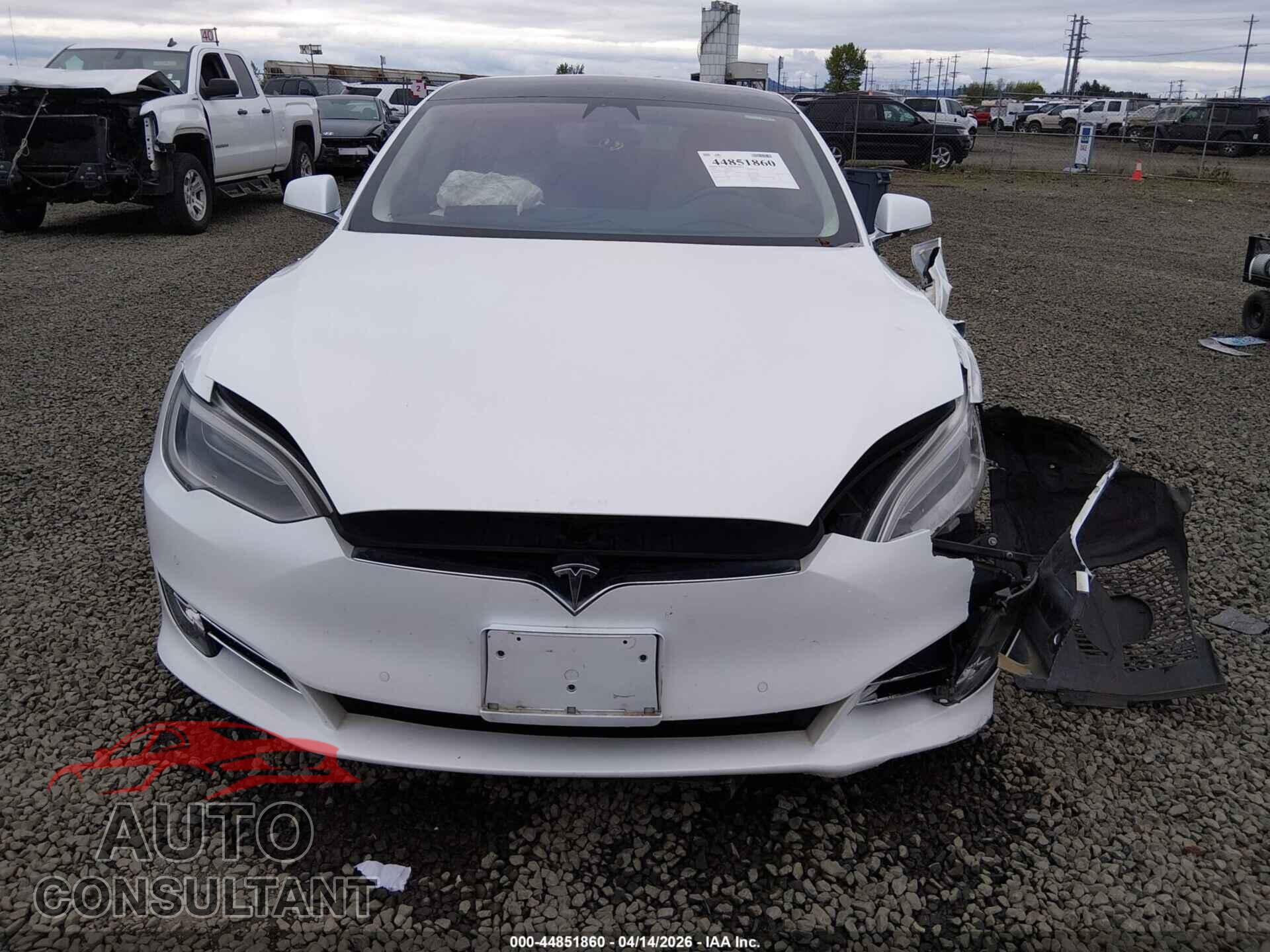 TESLA MODEL S 2017 - 5YJSA1E21HF198428