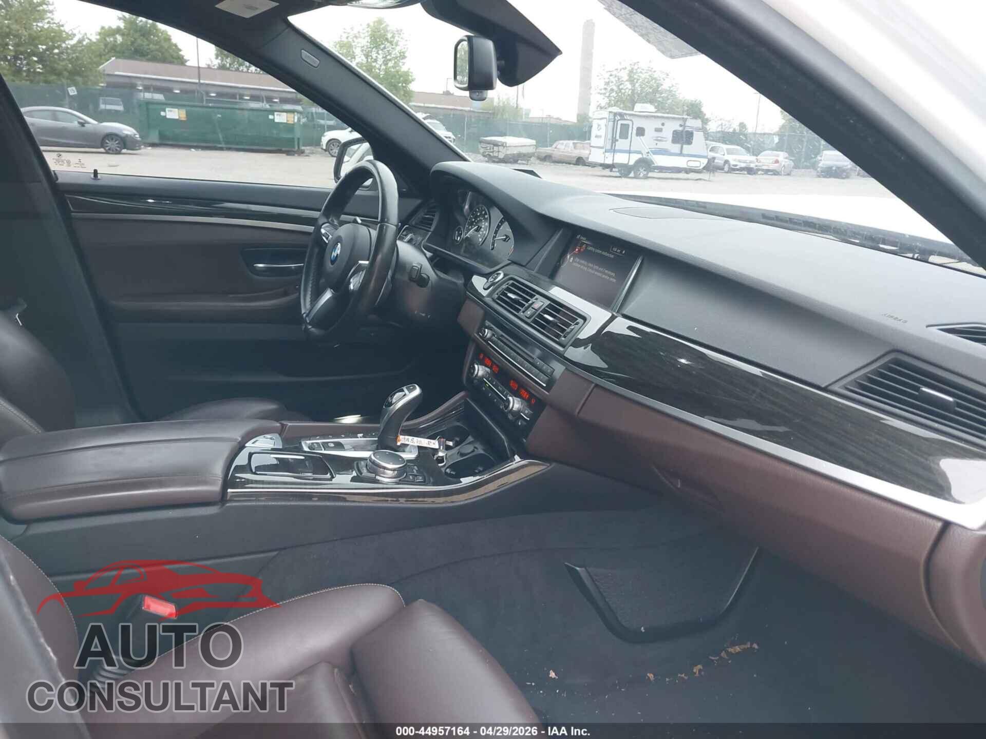 BMW 535I 2016 - WBA5B3C5XGG259876