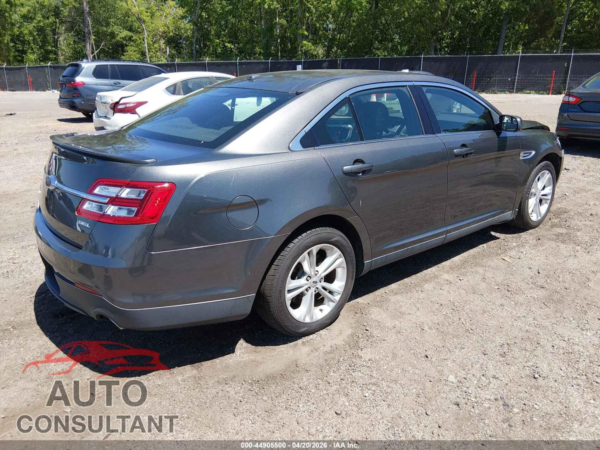 FORD TAURUS 2016 - 1FAHP2E84GG143128
