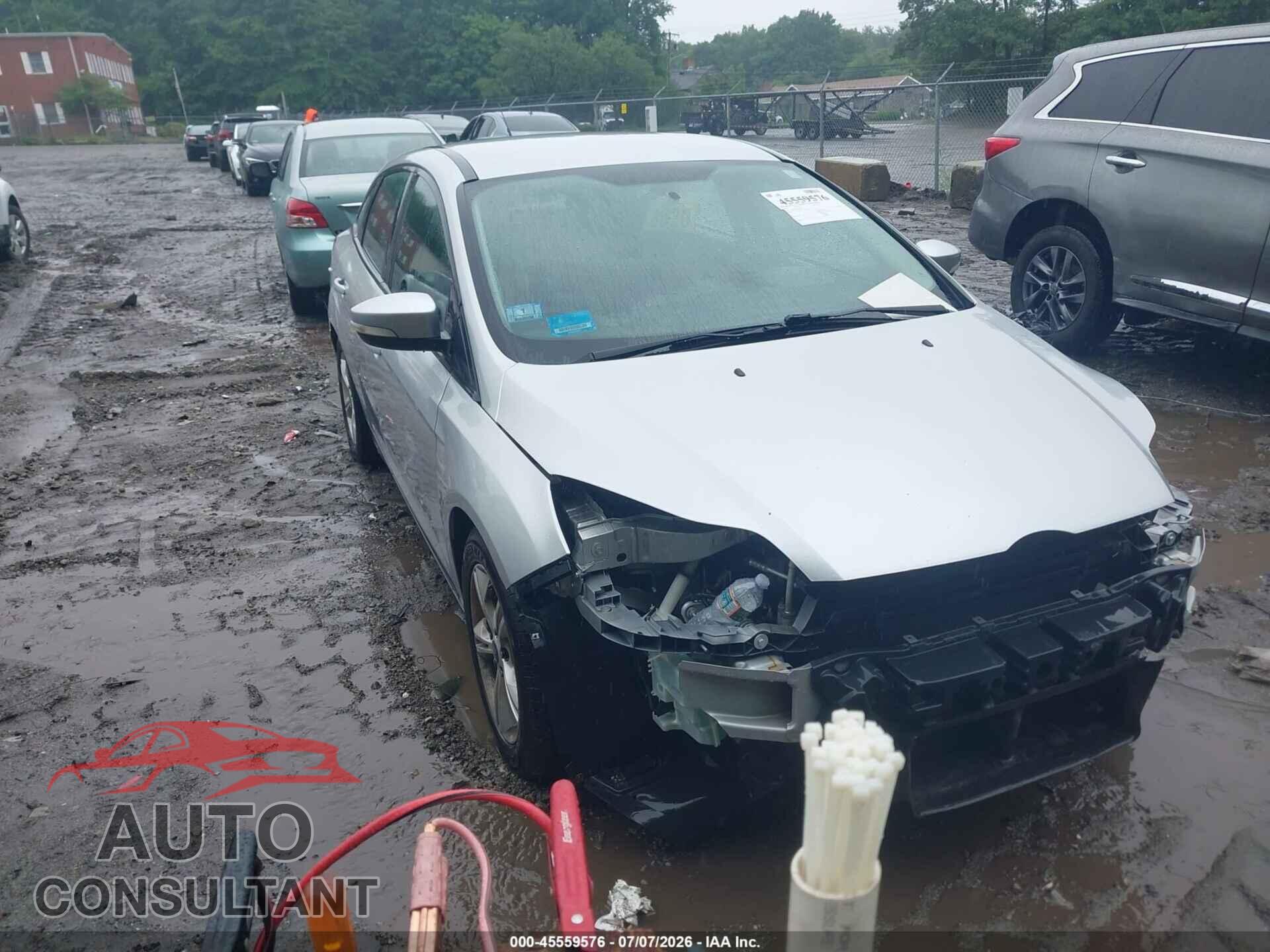 FORD FOCUS 2014 - 1FADP3F26EL424365