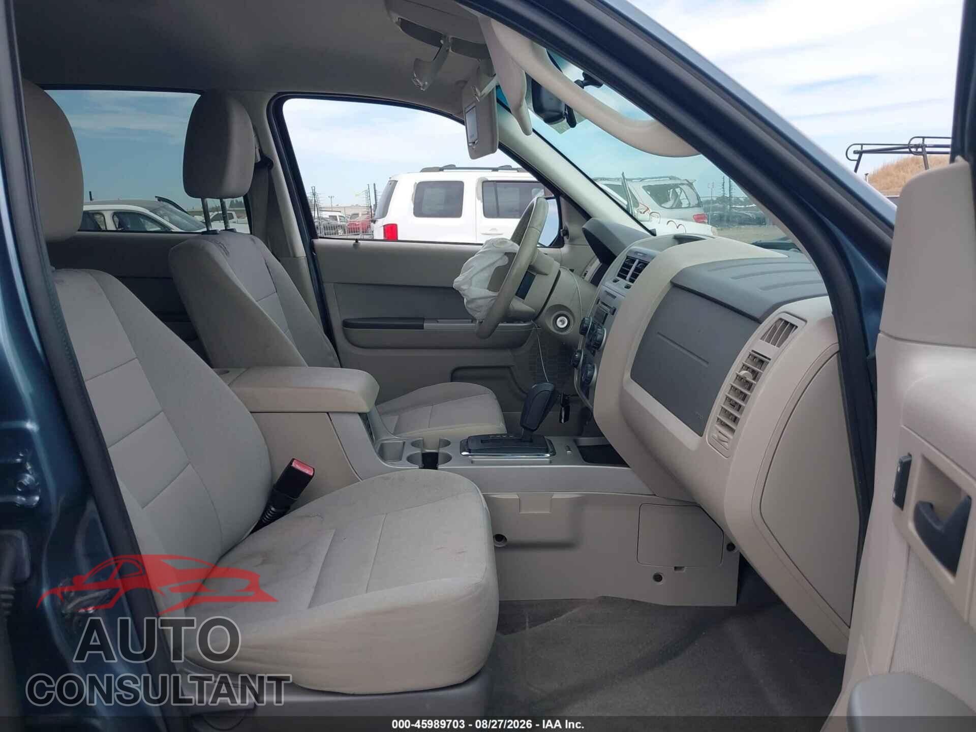 FORD ESCAPE 2011 - 1FMCU0DG0BKB41002