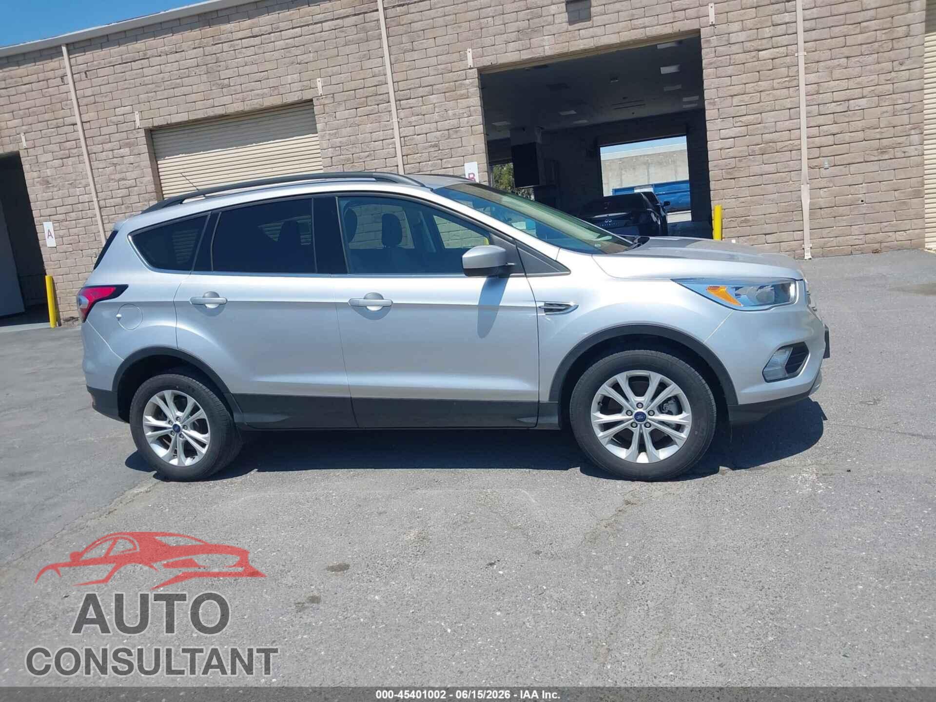 FORD ESCAPE 2018 - 1FMCU9GD7JUD08769