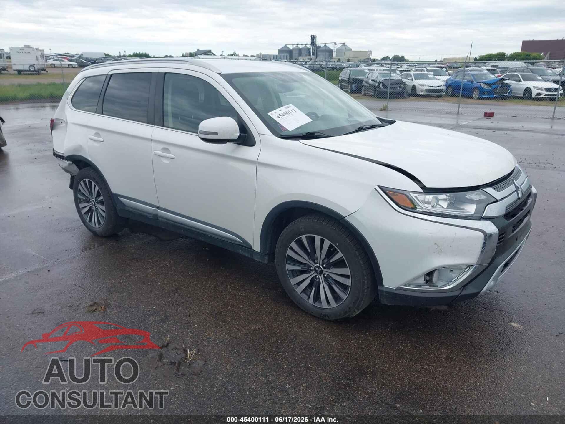 MITSUBISHI OUTLANDER 2019 - JA4AZ3A33KZ028792