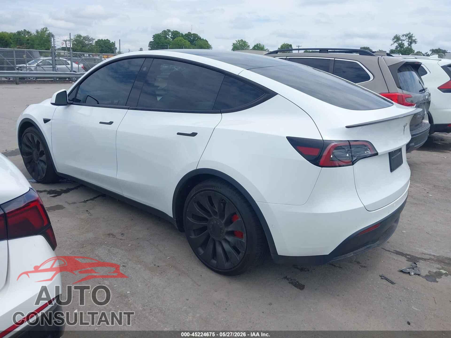 TESLA MODEL Y 2022 - 7SAYGDEF5NF461905