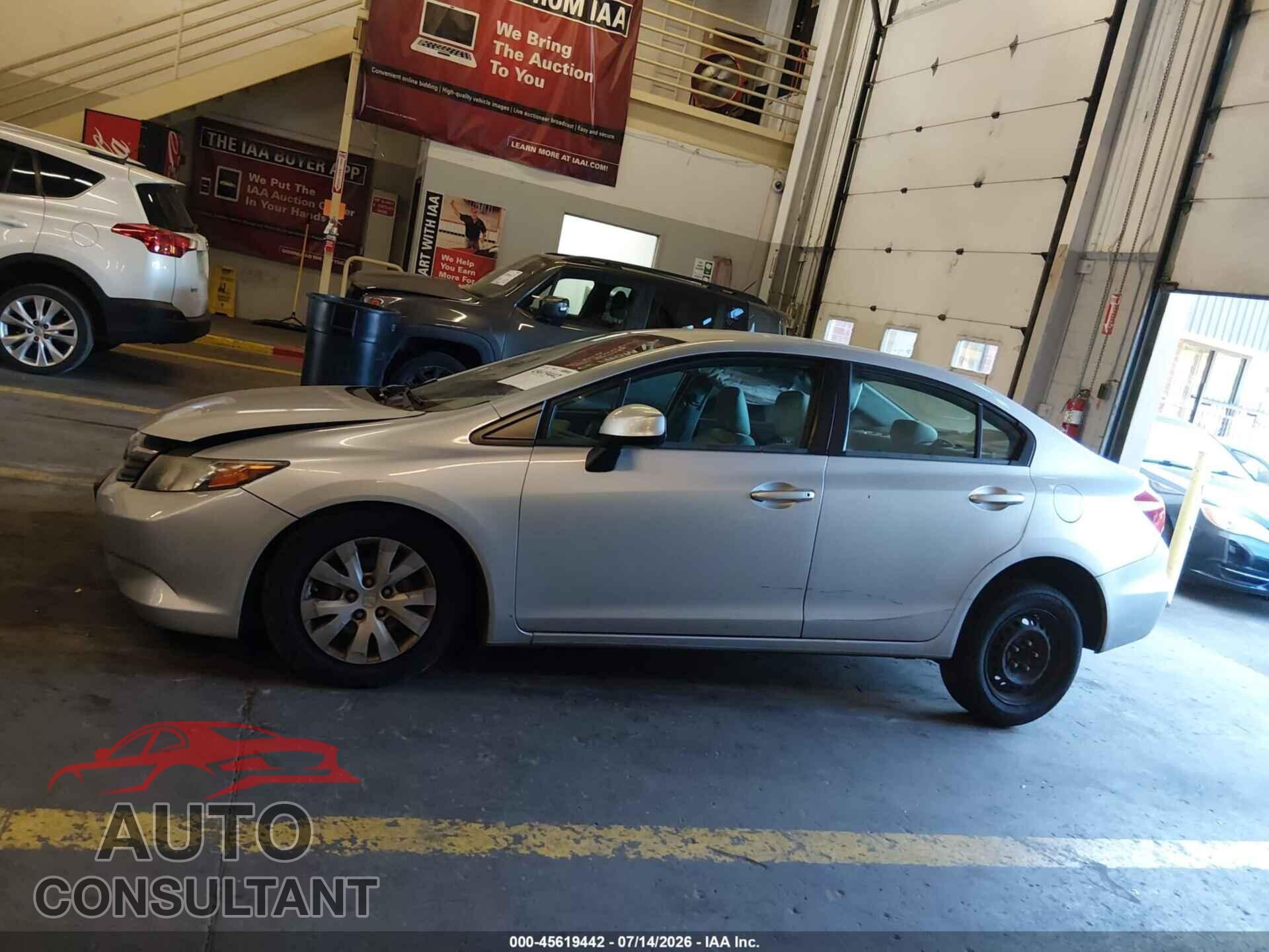HONDA CIVIC 2012 - 2HGFB2F57CH608201