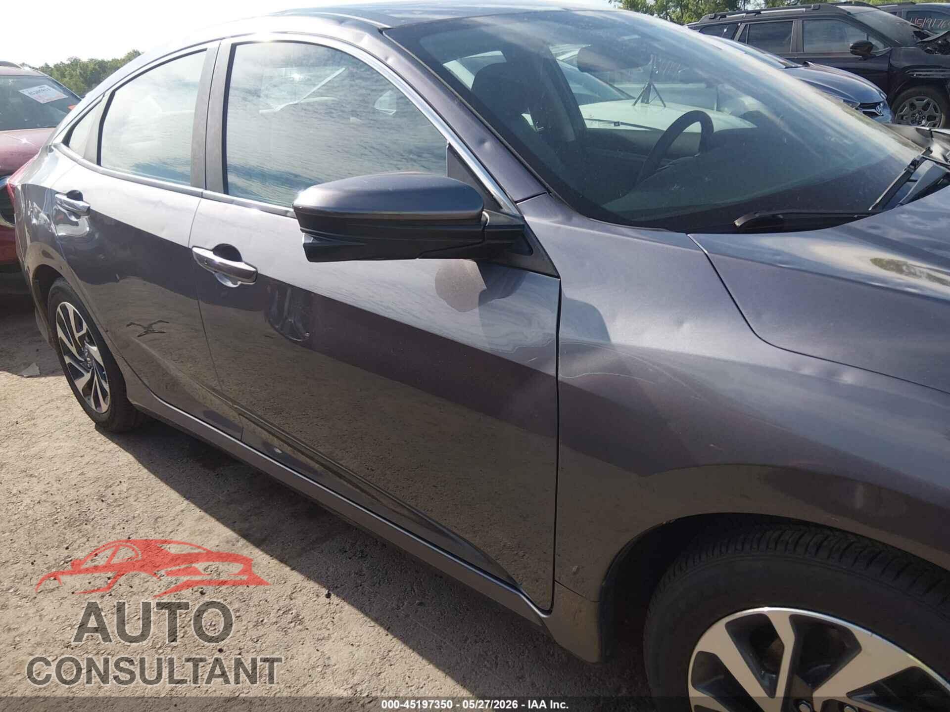 HONDA CIVIC 2017 - 19XFC2F74HE070704
