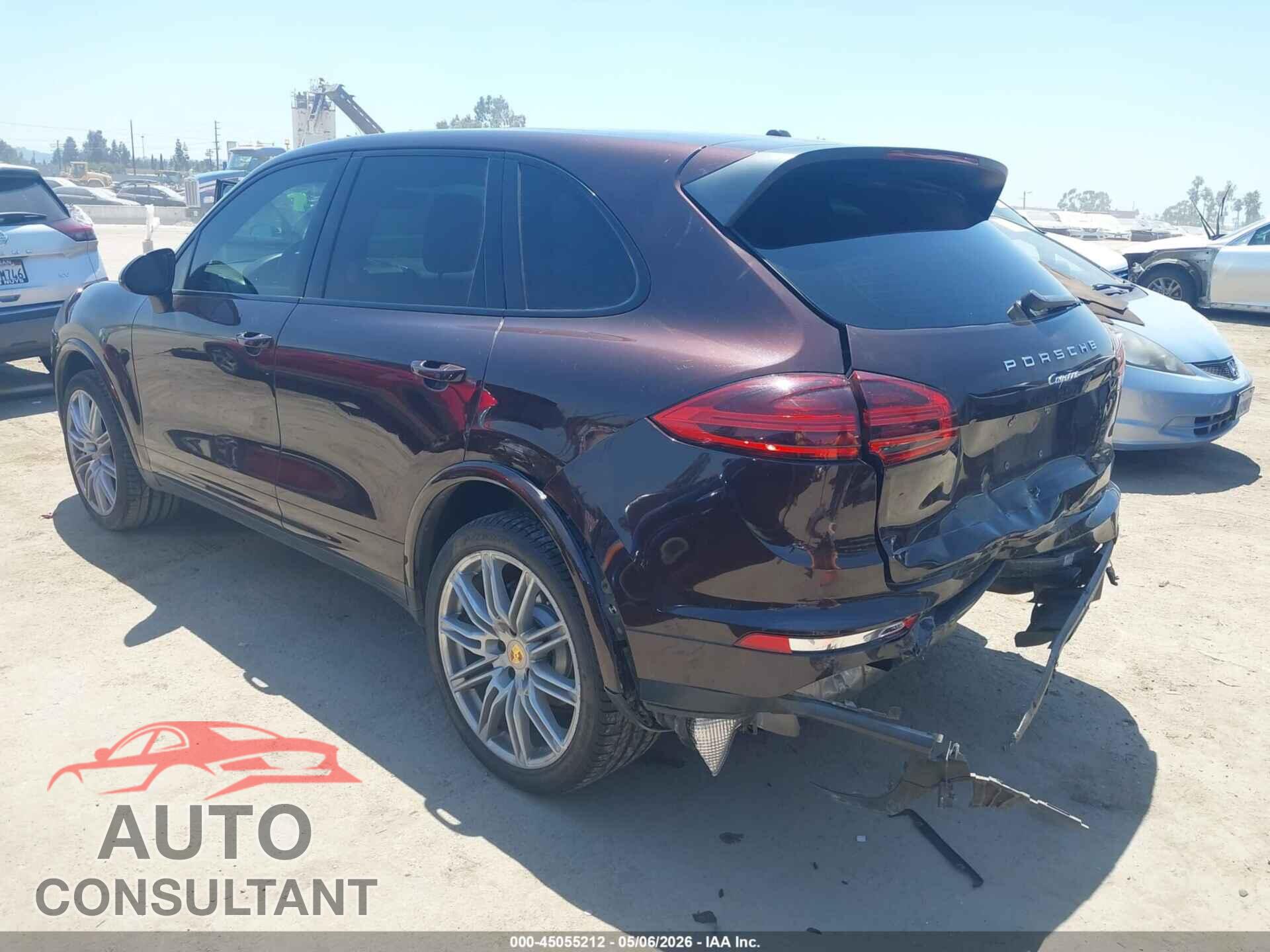 PORSCHE CAYENNE 2017 - WP1AA2A29HKA84654