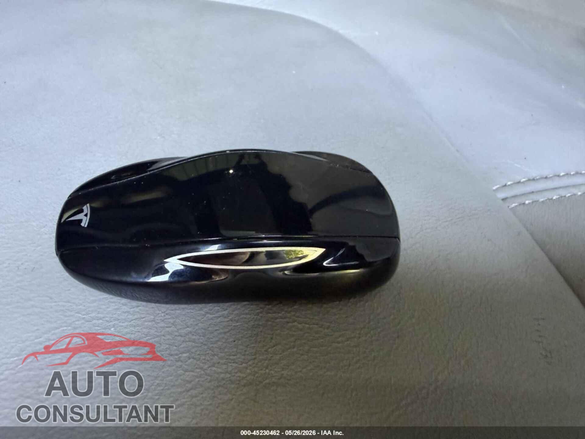 TESLA MODEL S 2013 - 5YJSA1CP7DFP24912