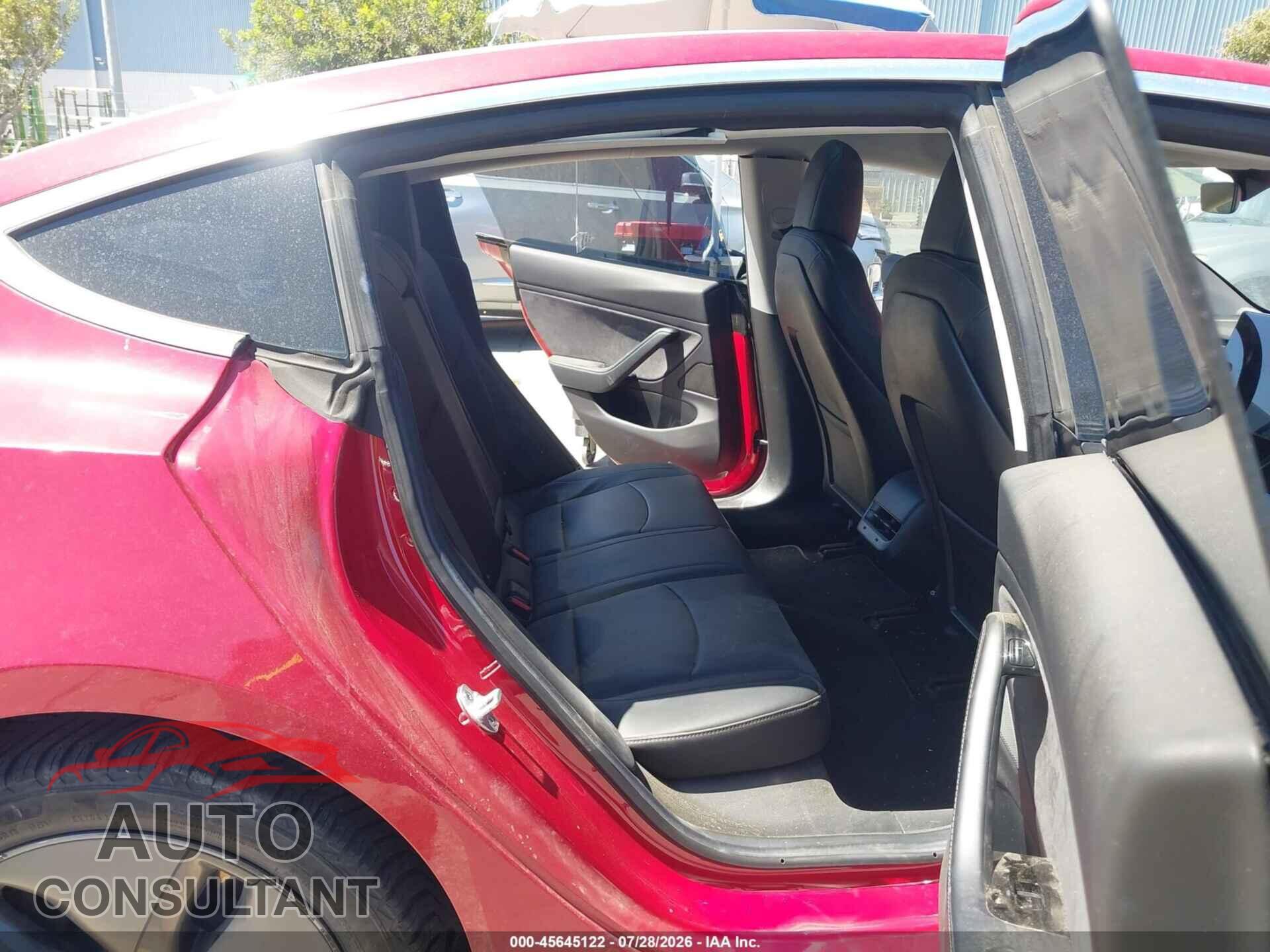 TESLA MODEL 3 2018 - 5YJ3E1EA0JF002968