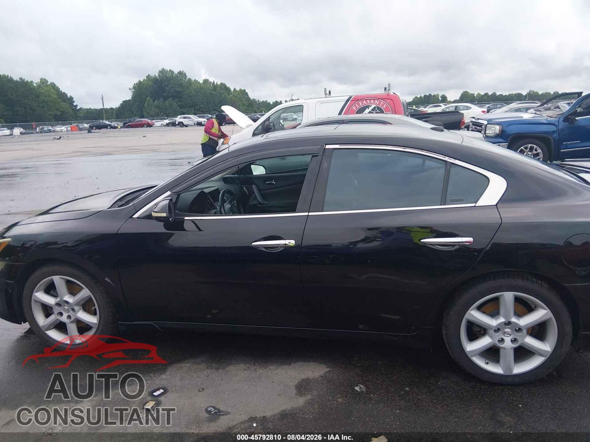 NISSAN MAXIMA 2010 - 1N4AA5AP1AC852938