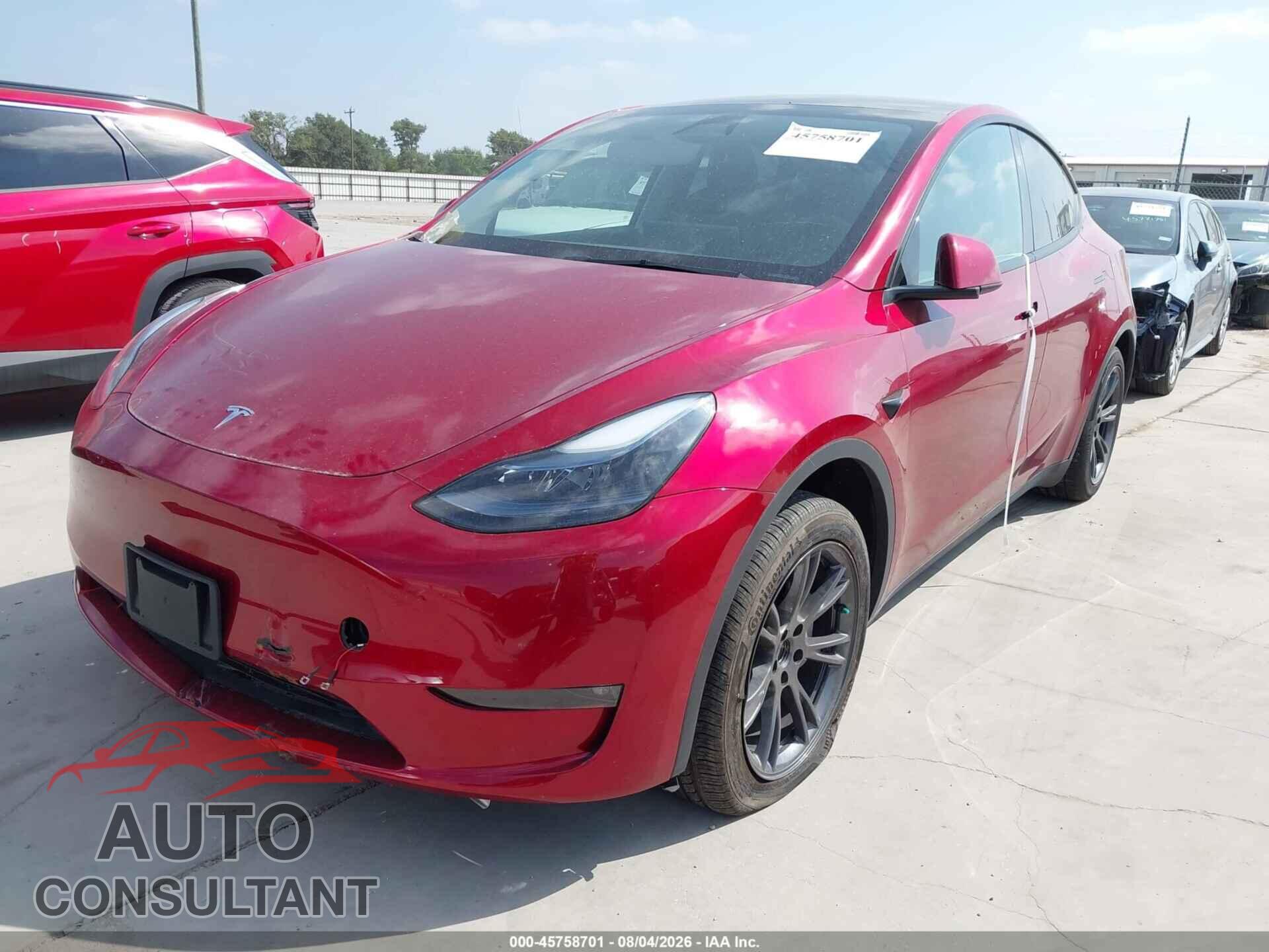 TESLA MODEL Y 2024 - 7SAYGAEE2RF210044