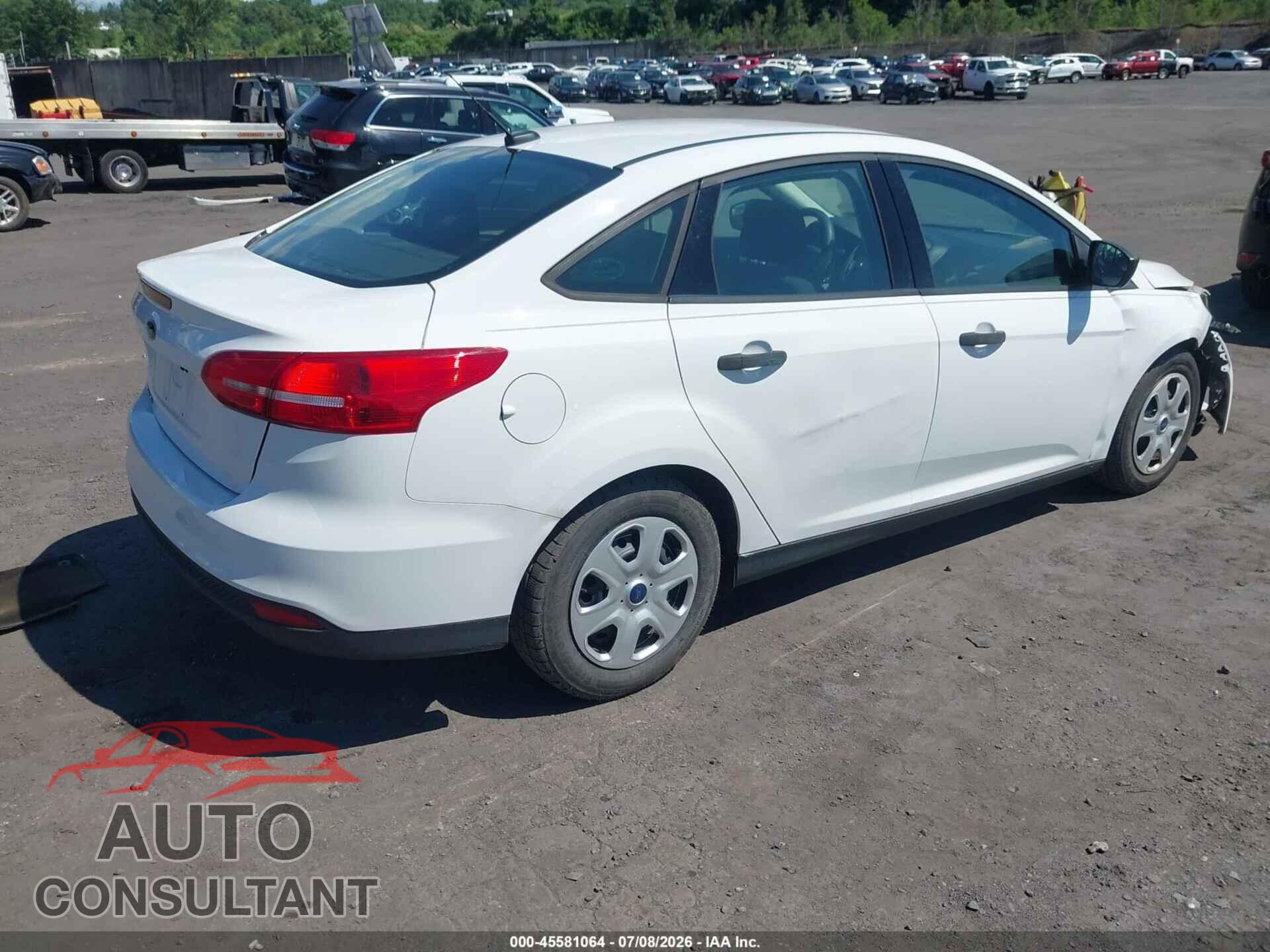 FORD FOCUS 2017 - 1FADP3E22HL252504