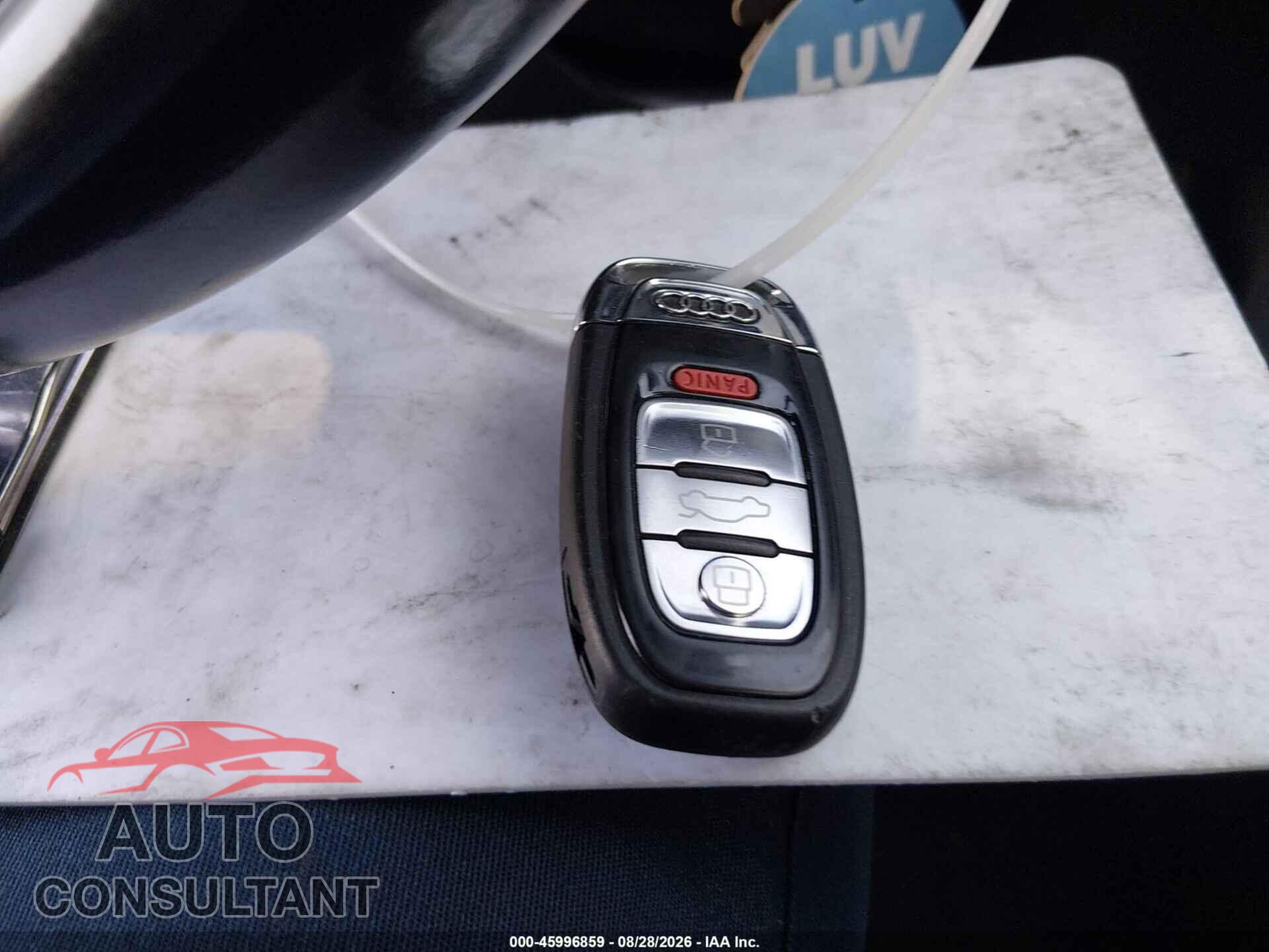 AUDI A8 L 2012 - WAURVAFD4CN014965