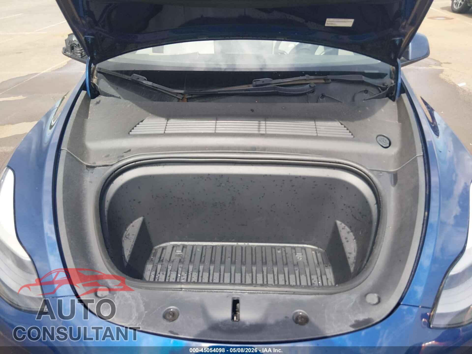 TESLA MODEL Y 2022 - 7SAYGDEF6NF392500