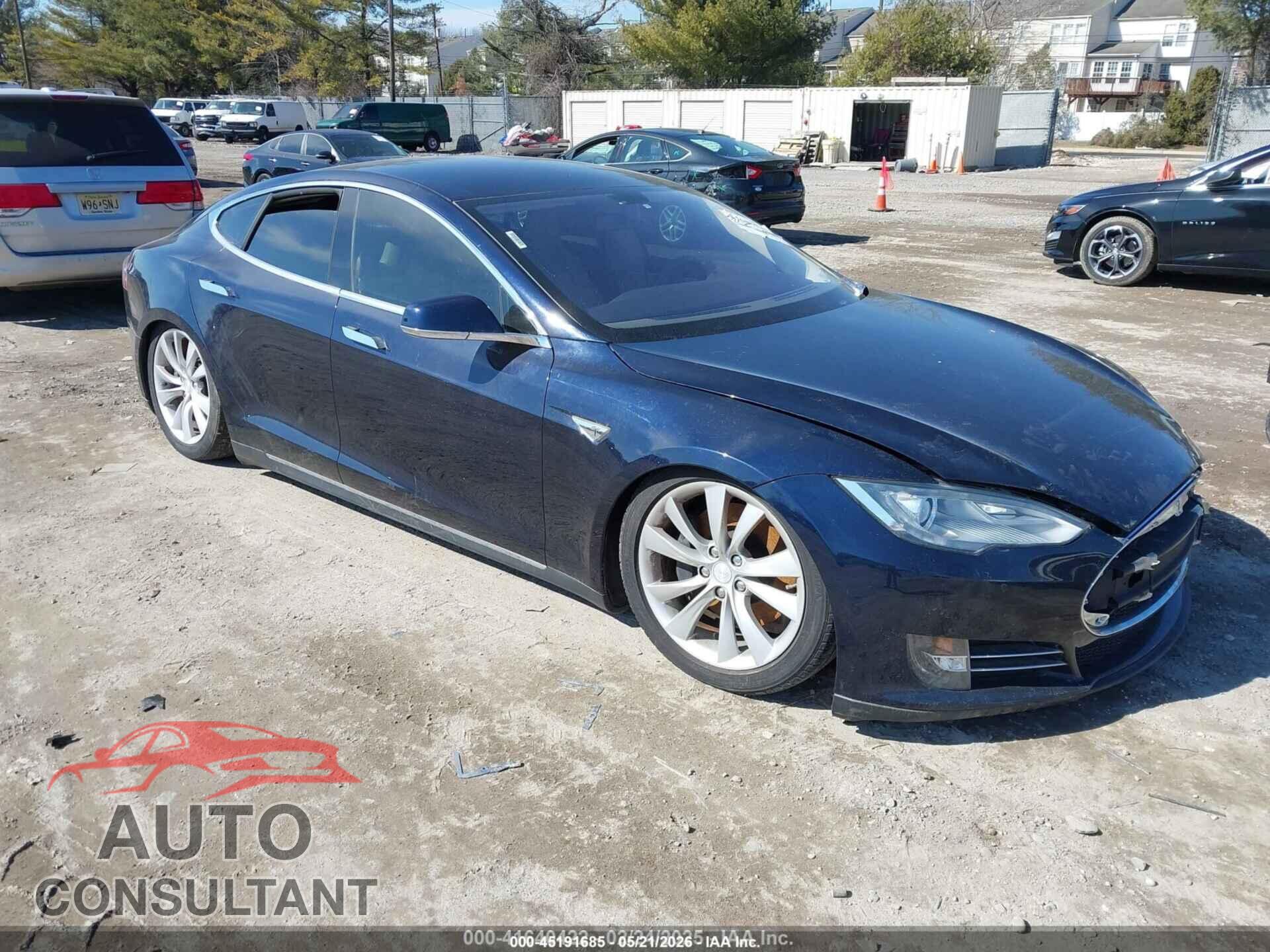 TESLA MODEL S 2013 - 5YJSA1CN0DFP21865